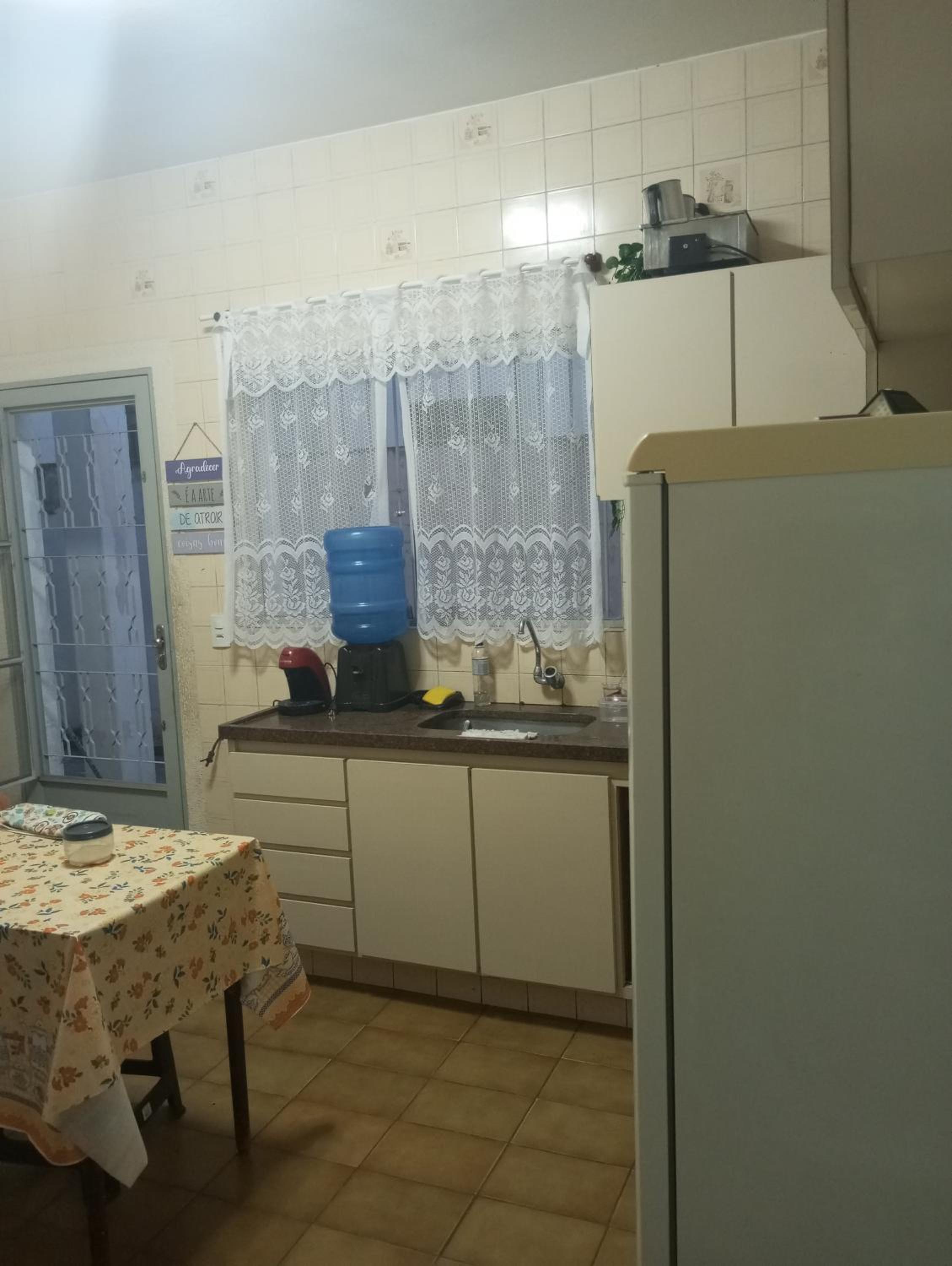 Double Room With Shared Bathroom photo 2