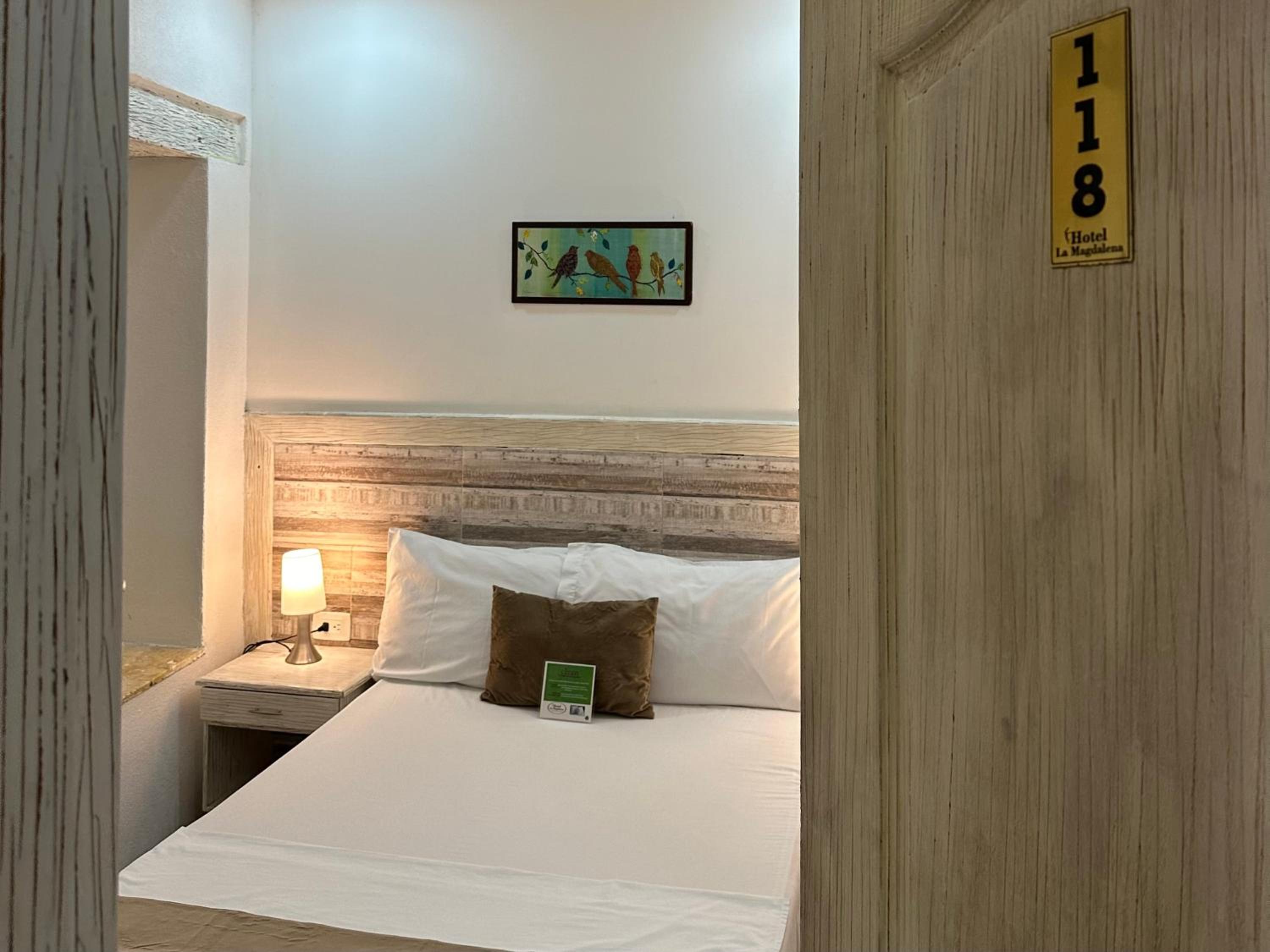 Basic Single Room photo 3