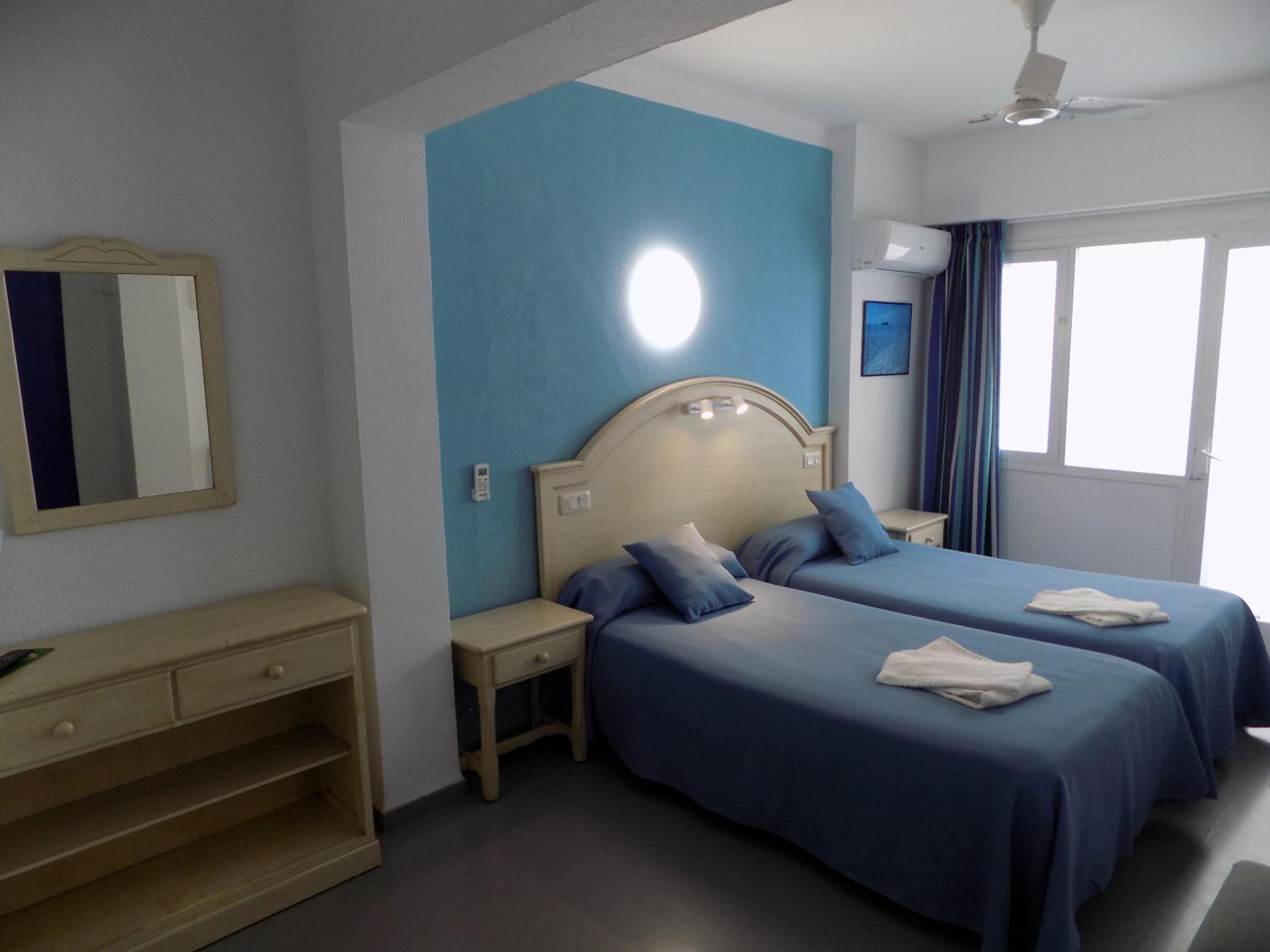 Habitación Estándar Doble con Balcón
