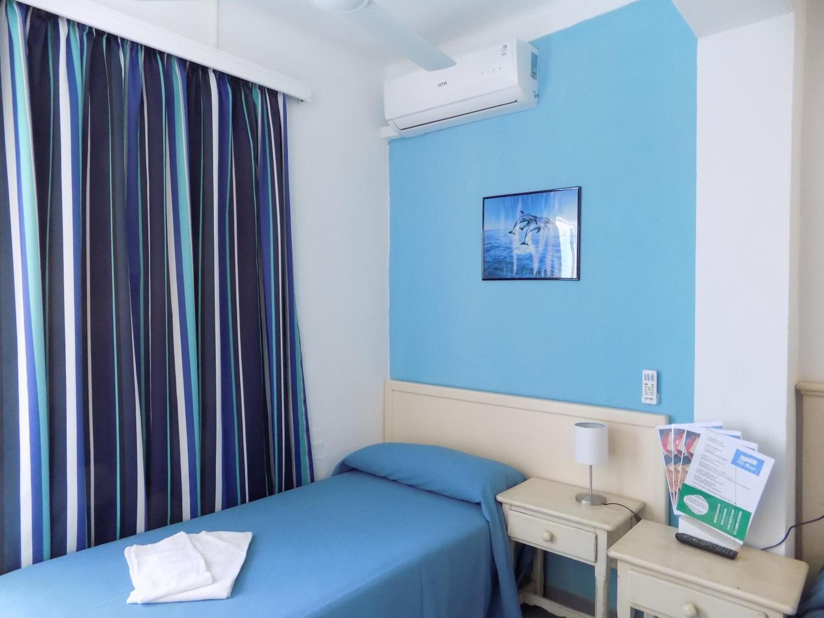 Double Room with Balcony and Shared Bathroom photo 3