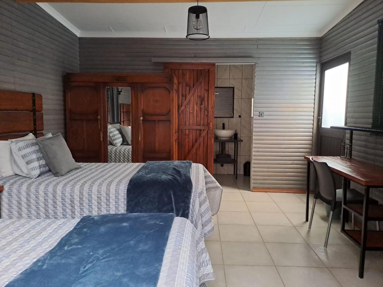 Twin Room photo 1