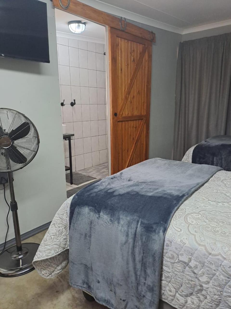 Basic Triple Room