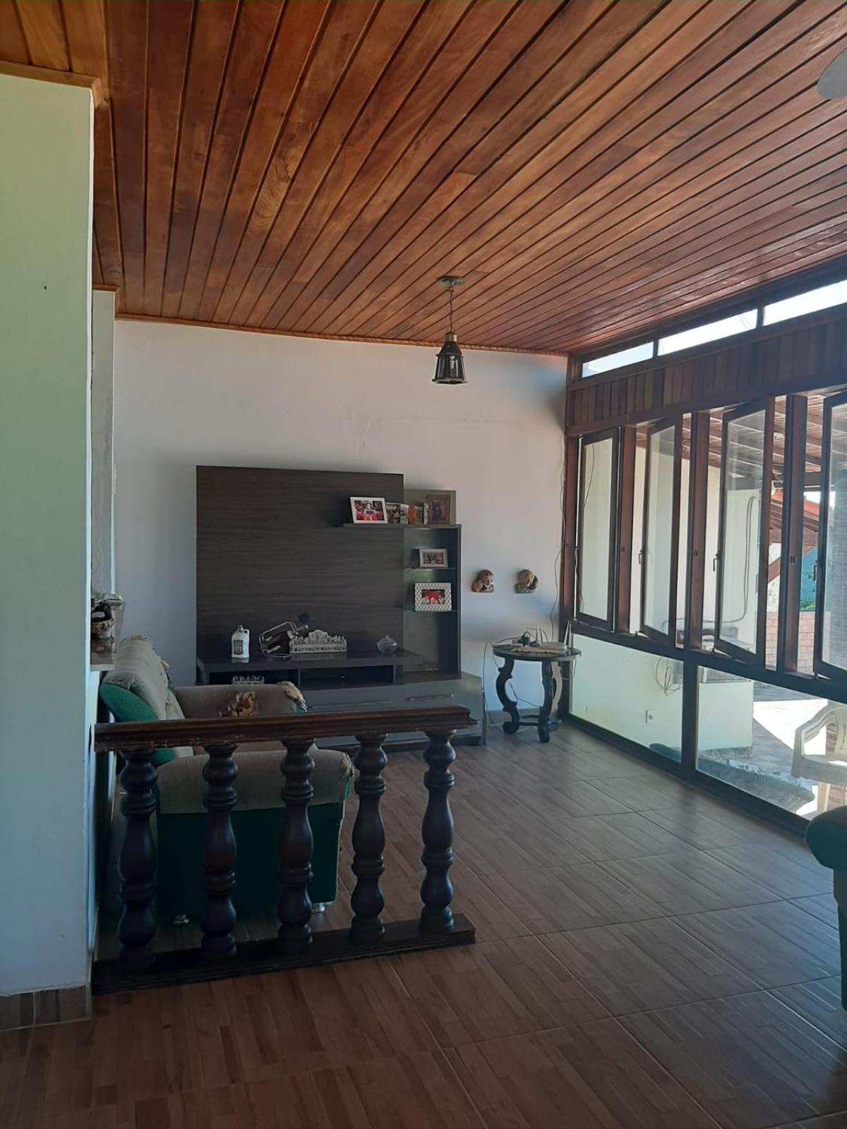 Three-Bedroom House photo 1
