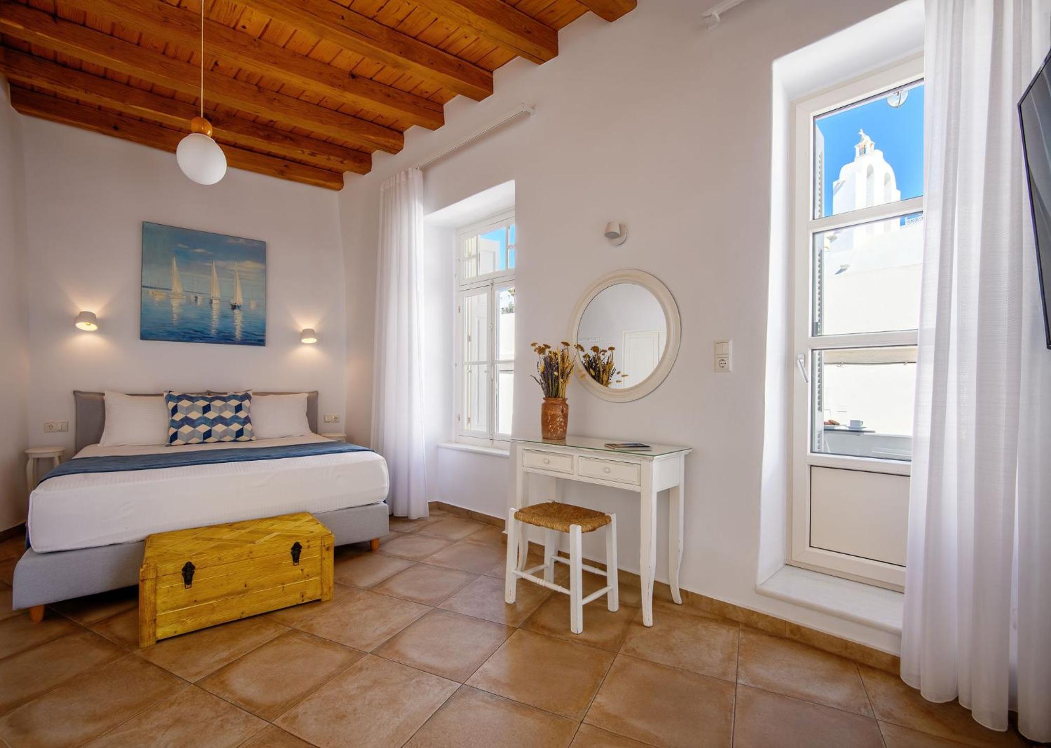 Apartment with Balcony photo 1