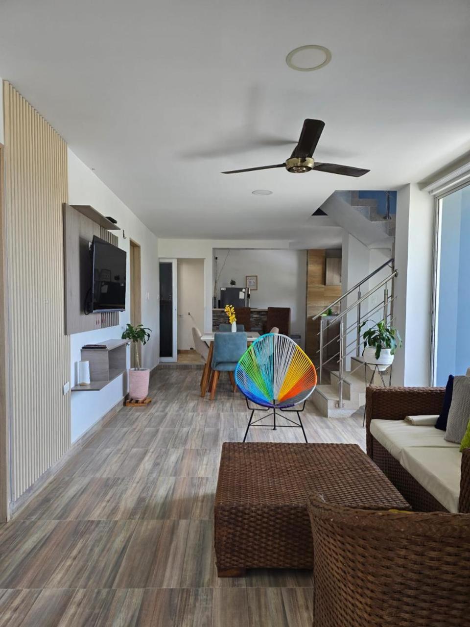 Three-Bedroom Apartment photo 2
