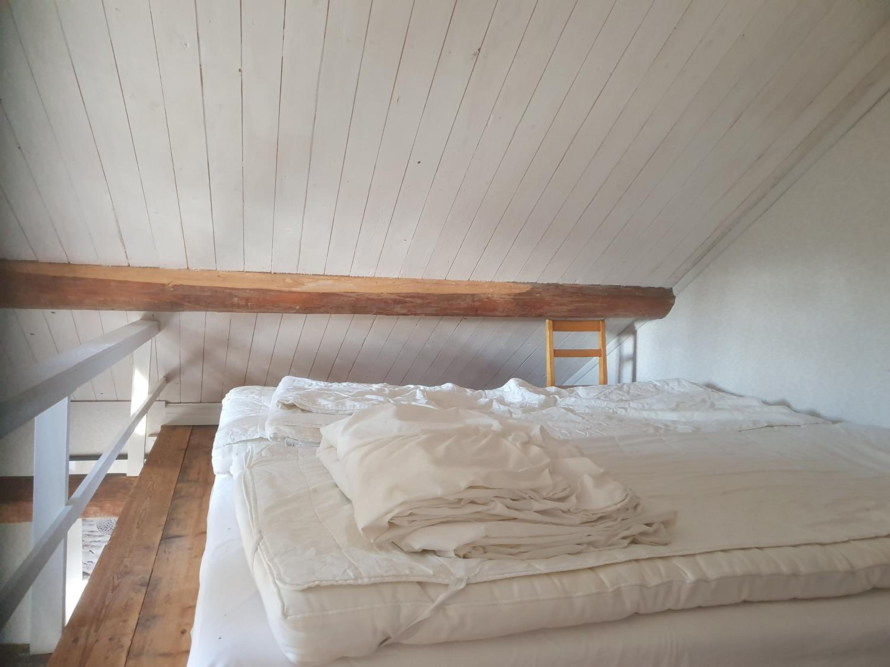 One-Bedroom House photo 1