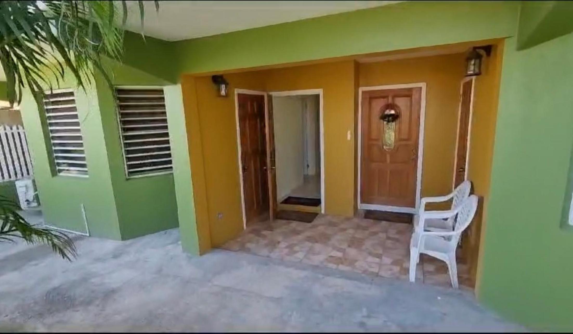 One-Bedroom Apartment With Garden View photo 2