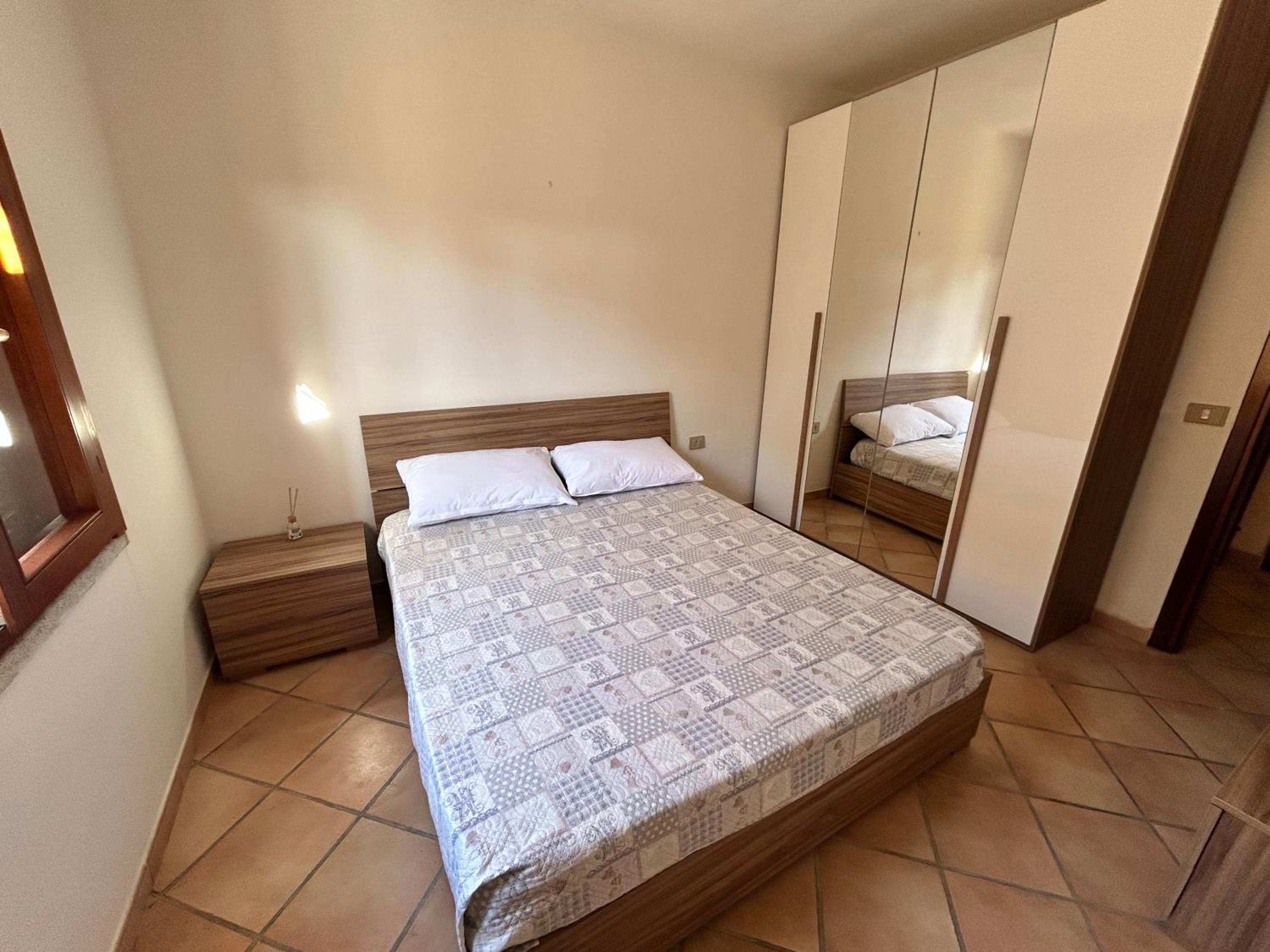 One-Bedroom House photo 1