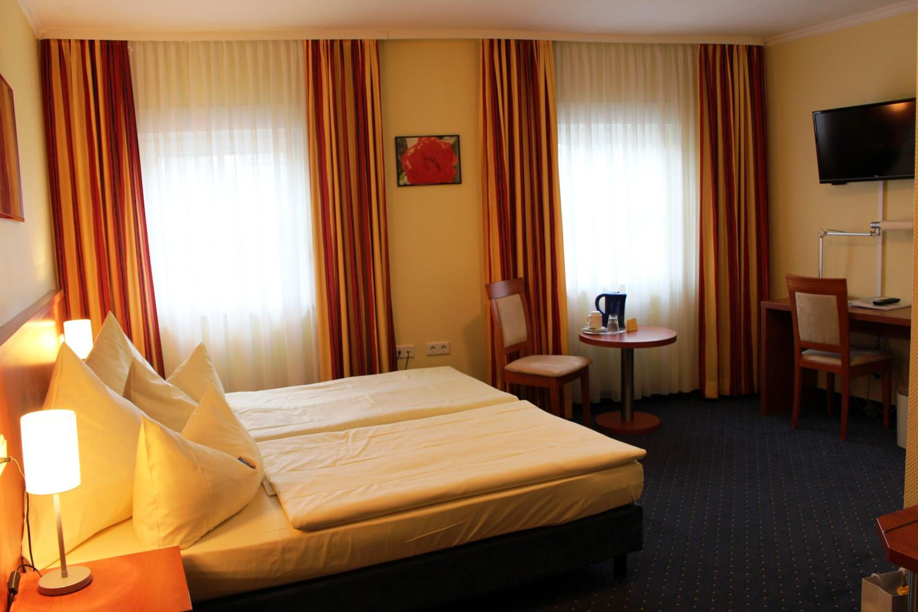 Comfort Double Room - Photo 10
