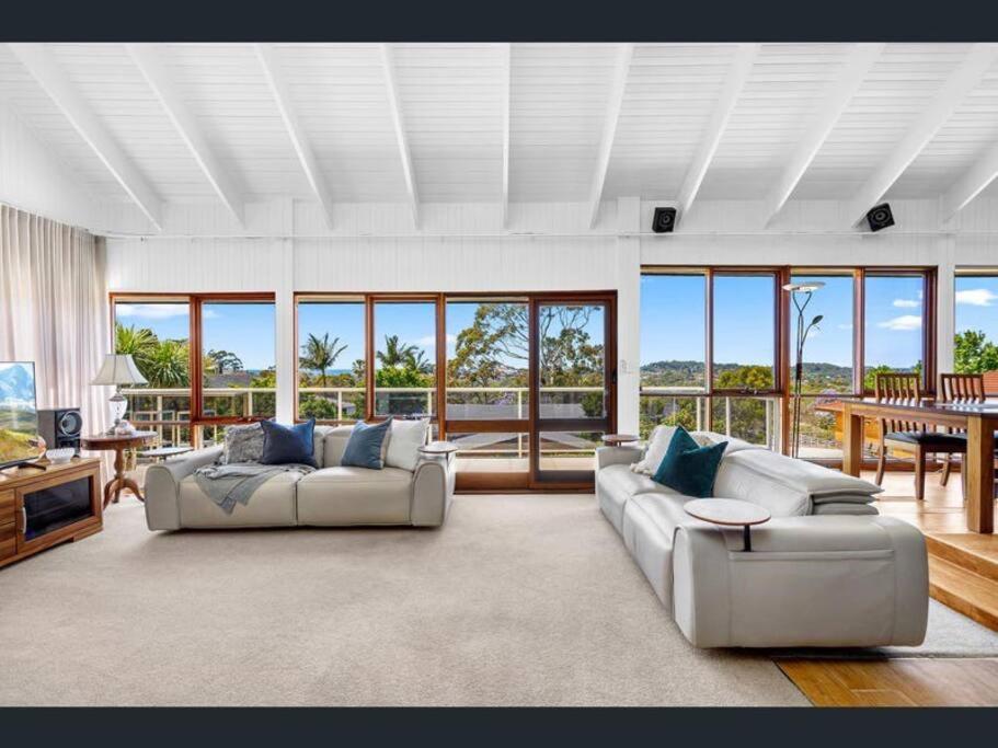 Seven-Bedroom House photo 1
