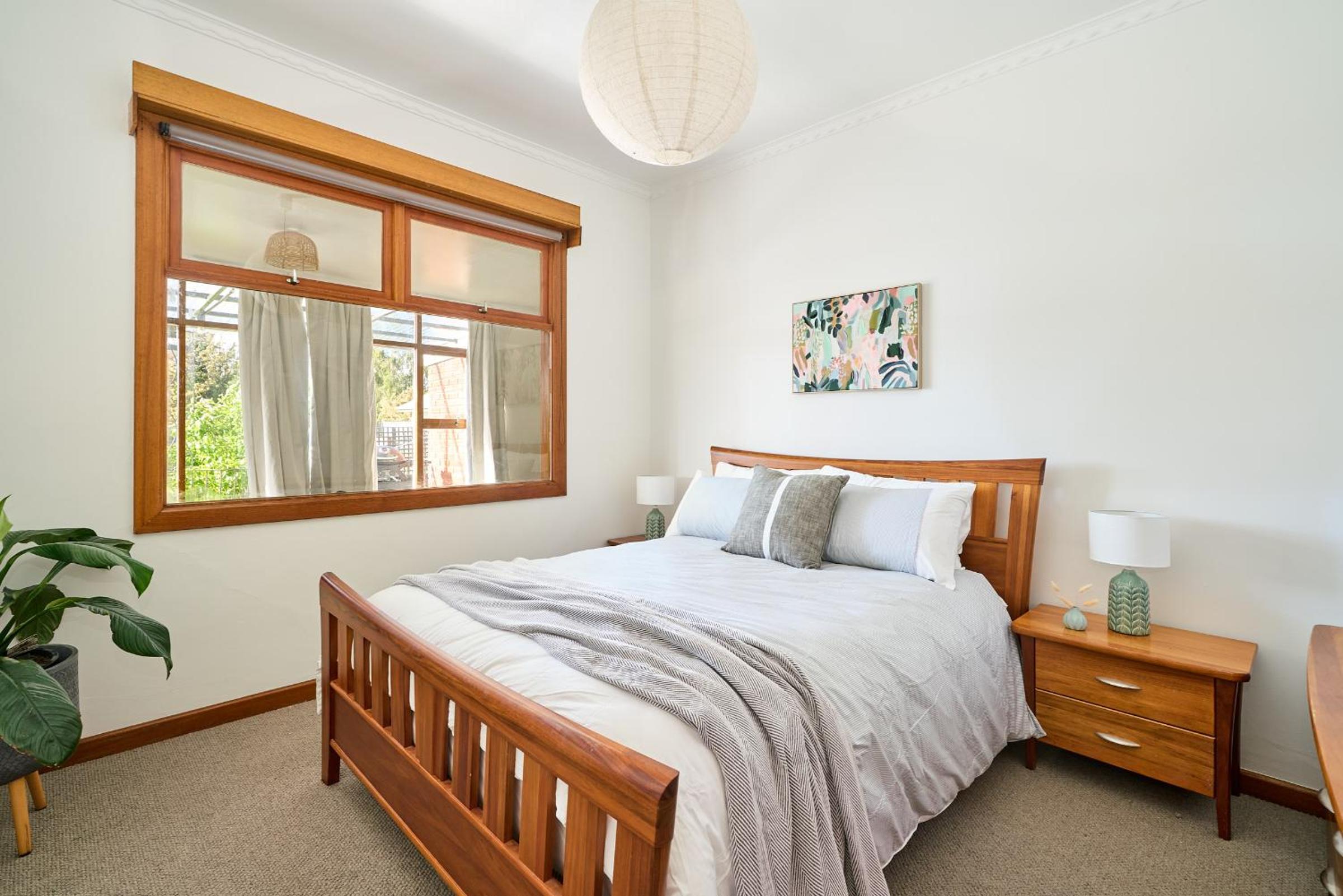 Three-Bedroom House photo 1