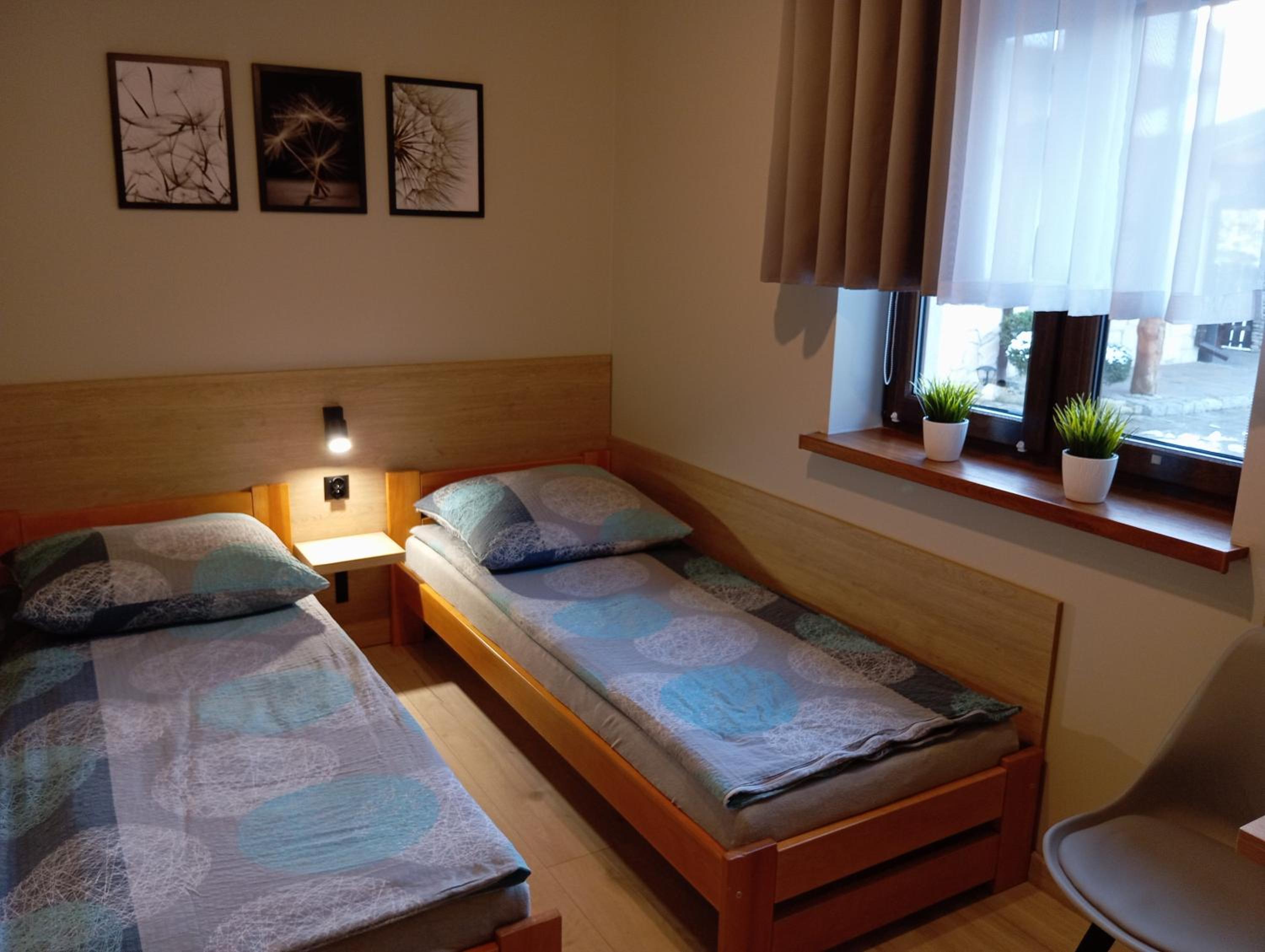 Small Twin Room photo 1