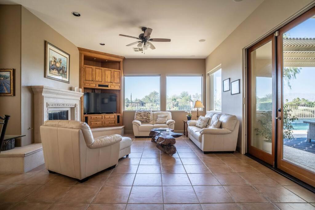 One-Bedroom House photo 1