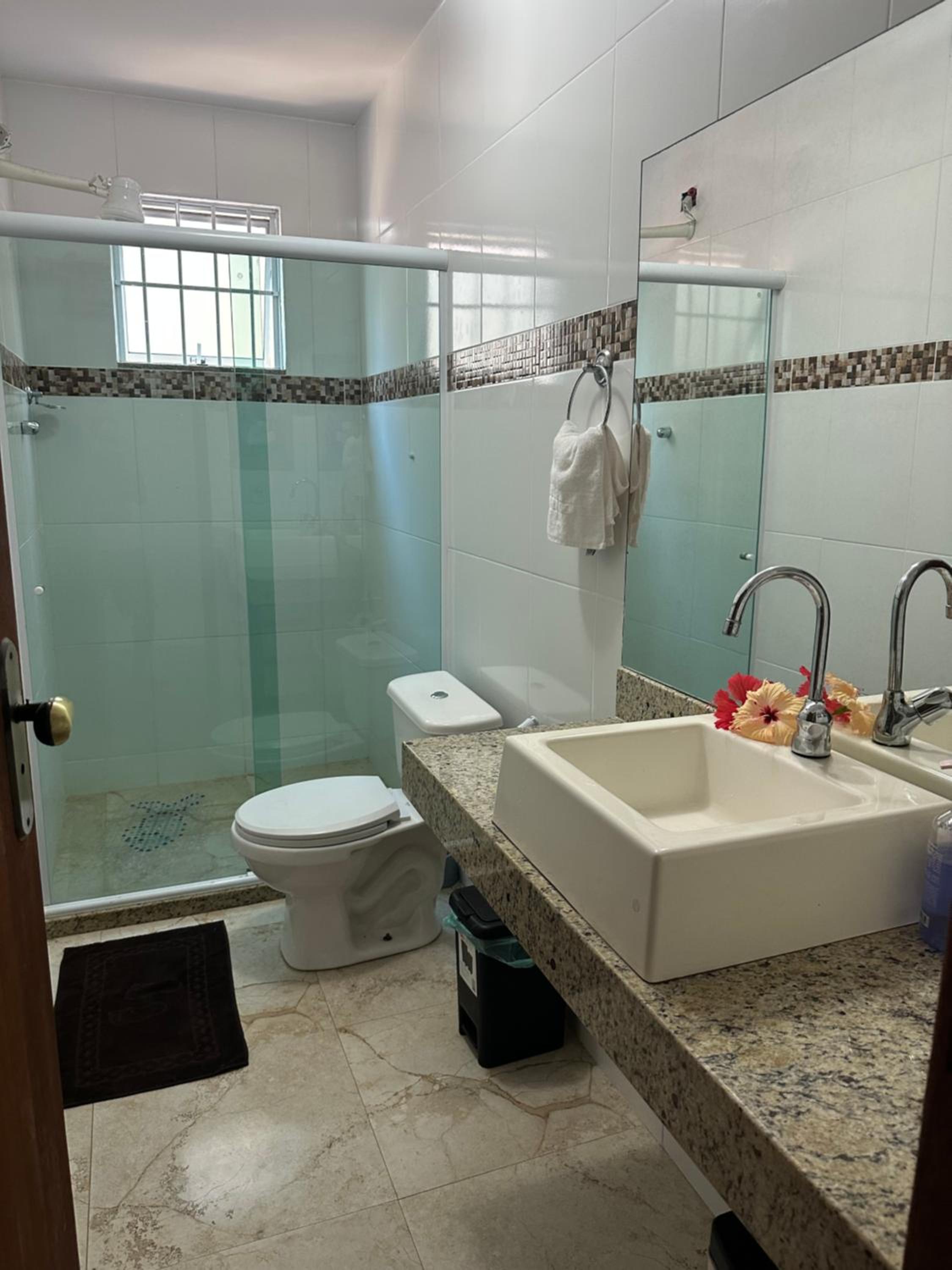 Quadruple Room with Private Bathroom photo 2