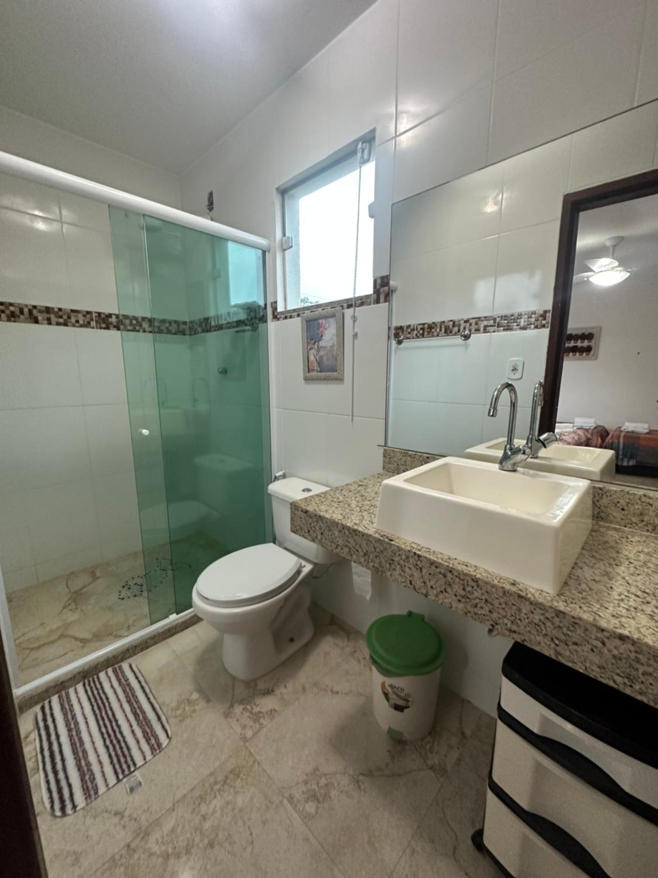 Quadruple Room with Private Bathroom photo 3