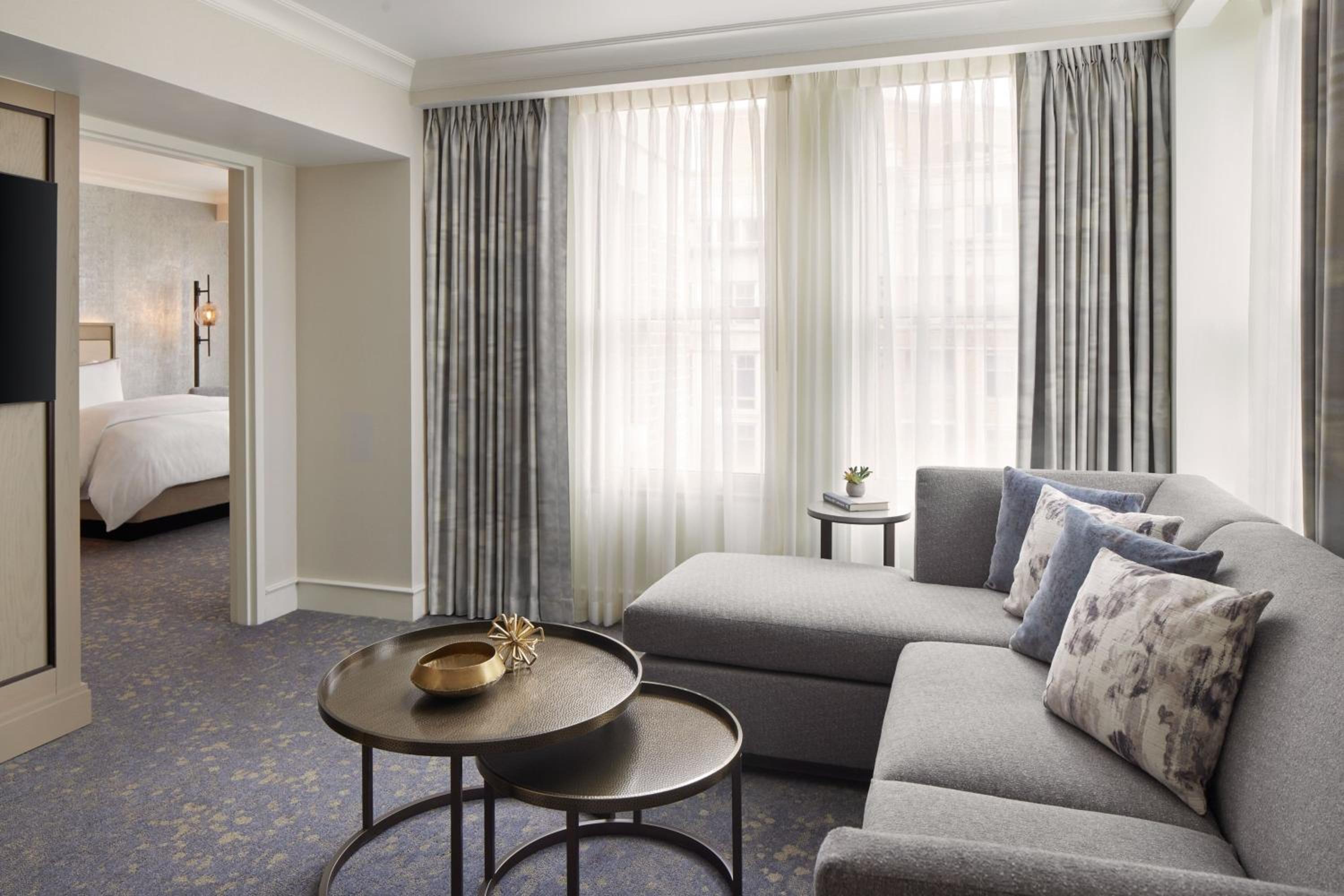 One-Bedroom Suite with Two Double Beds - Photo 6