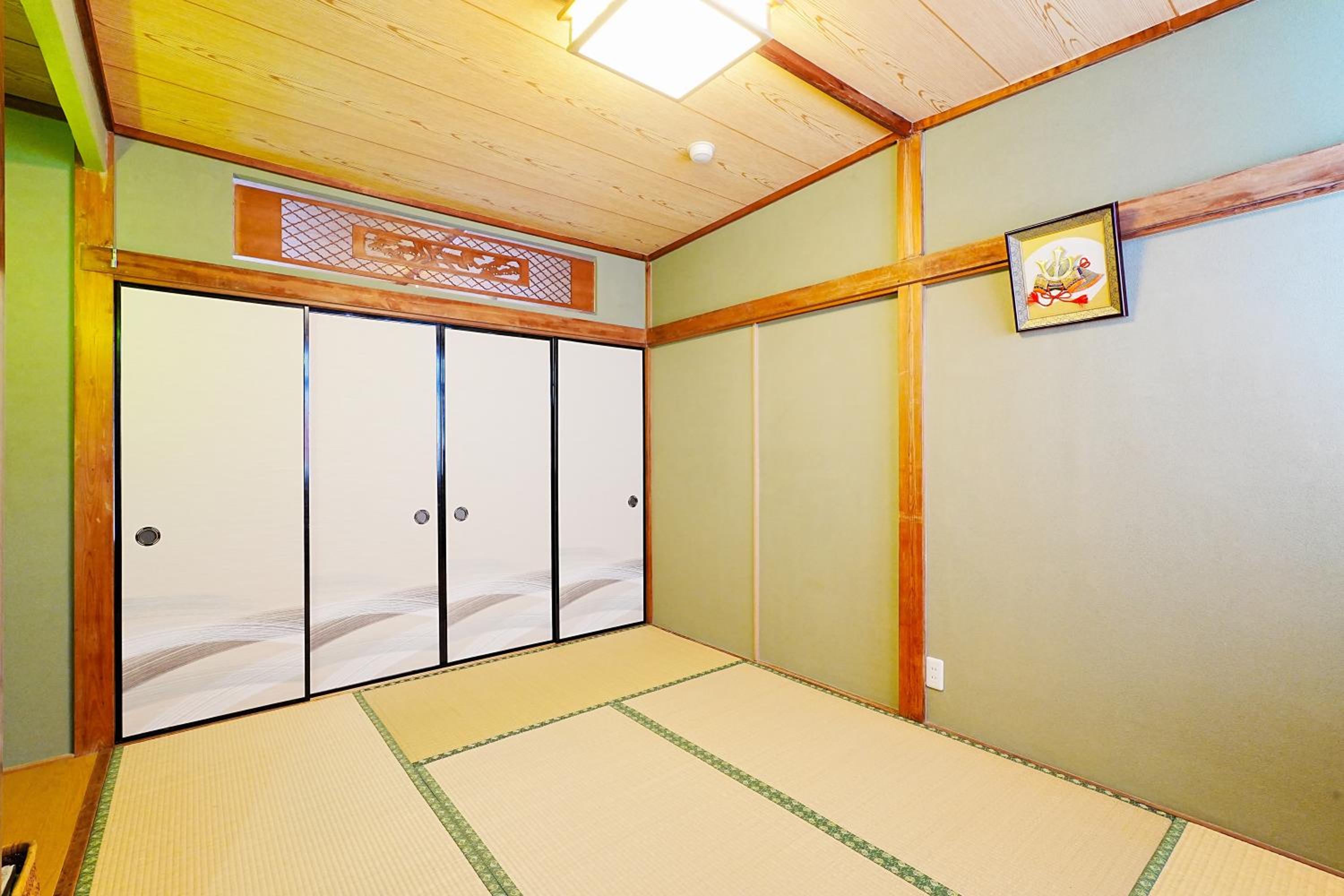 One-Bedroom Apartment - Photo 114