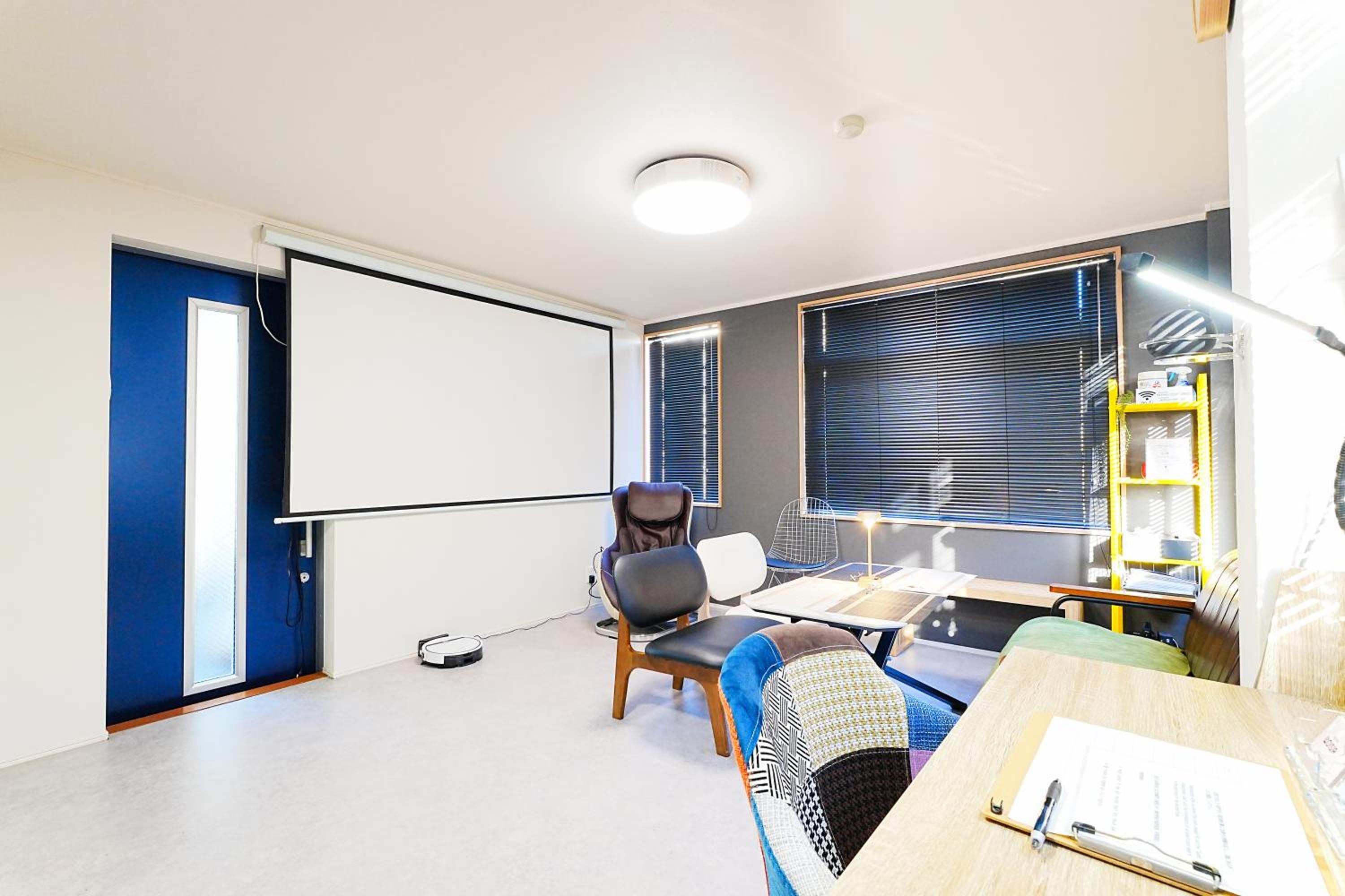 One-Bedroom Apartment - Photo 10