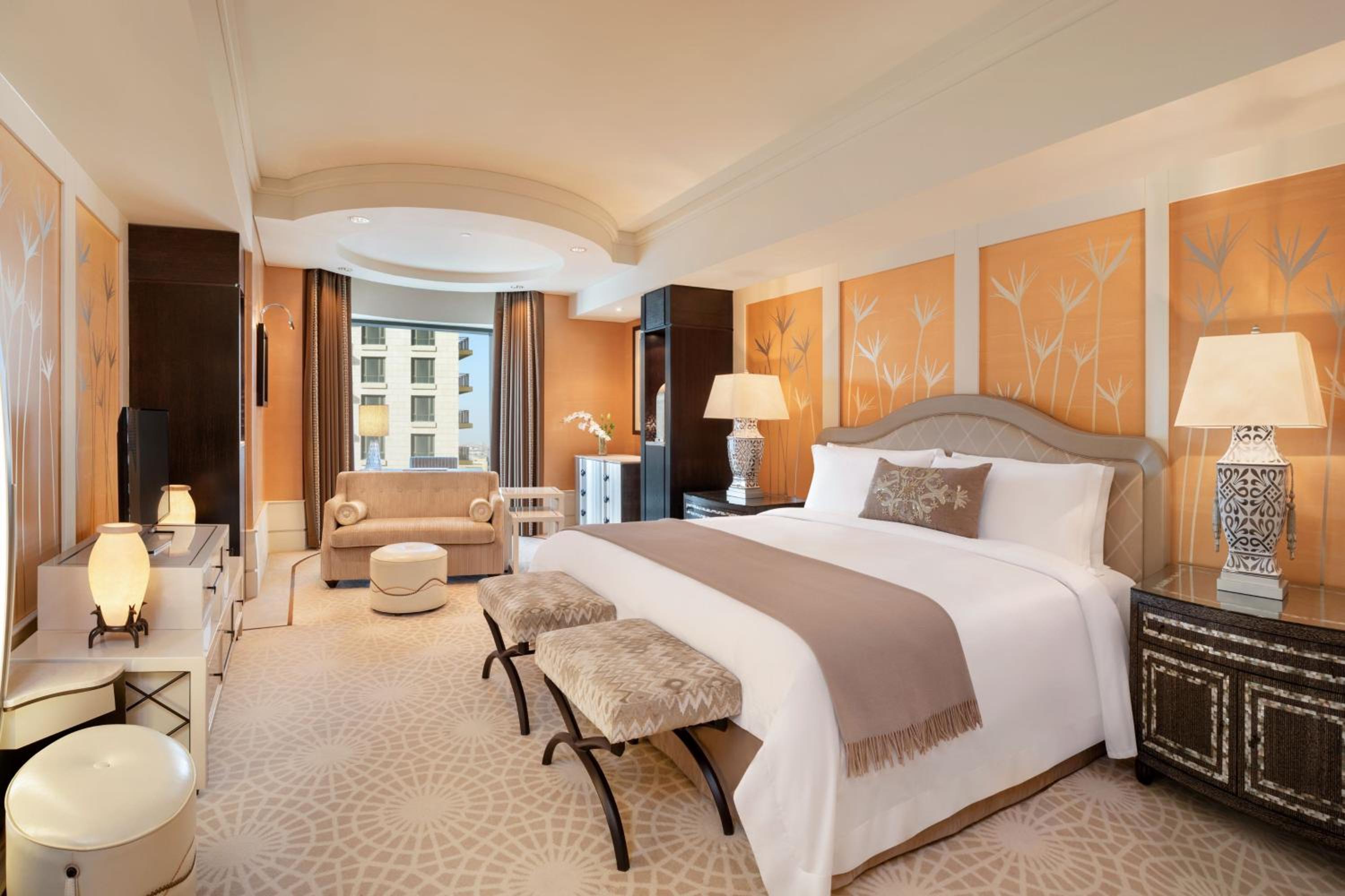 Deluxe Partial Nile View, Guest room, 1 King