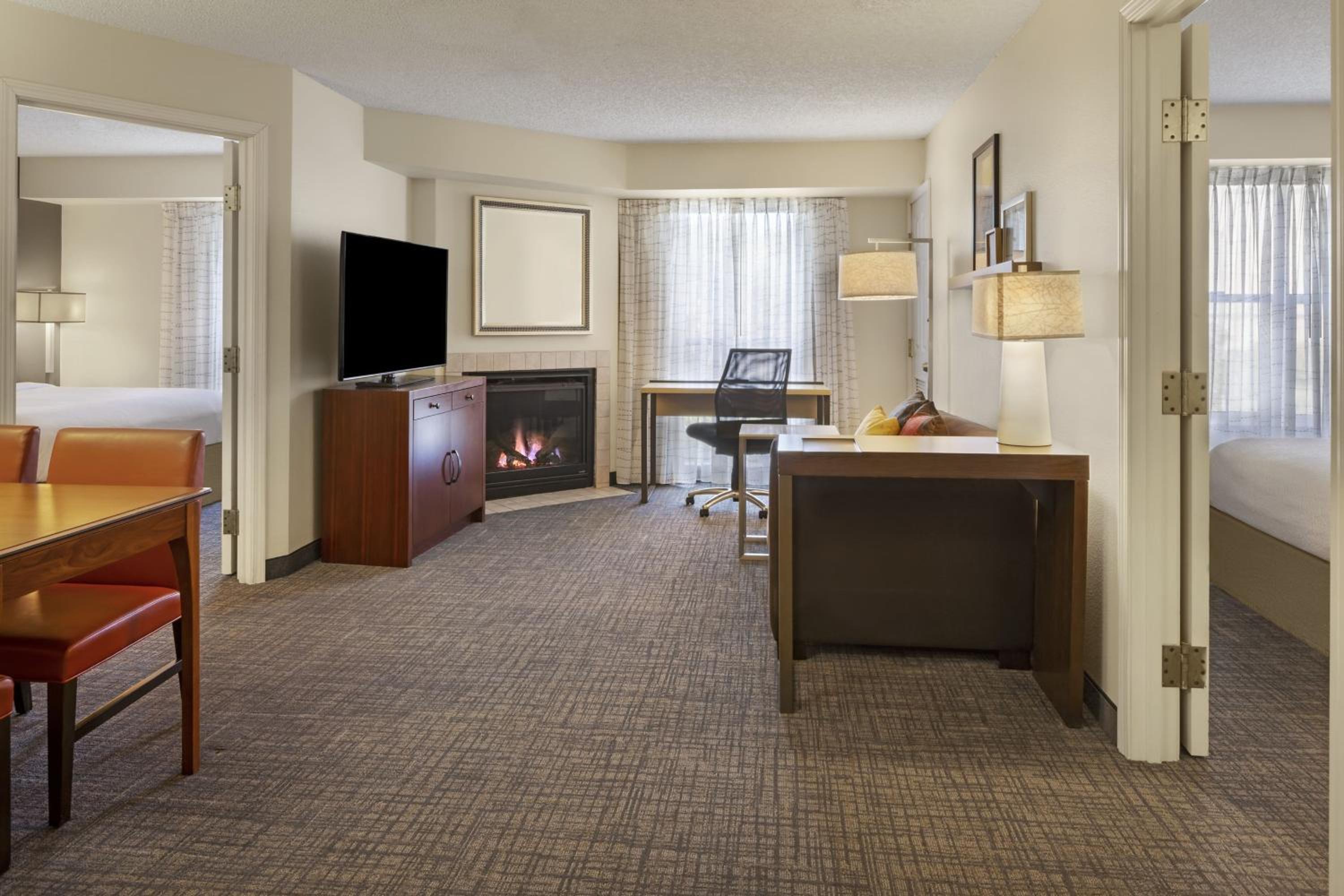 Two-Bedroom Suite photo 1