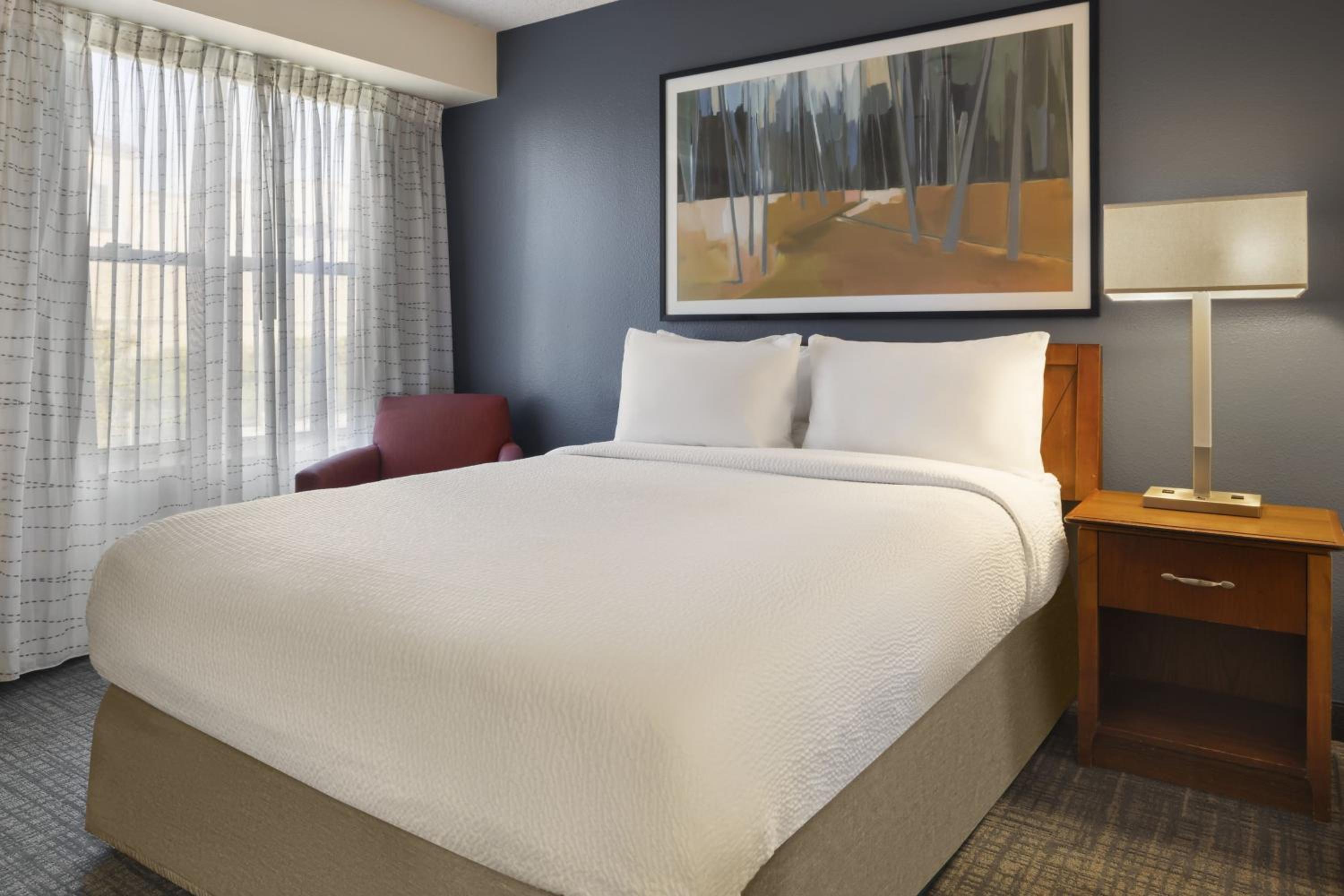 Two-Bedroom Suite photo 3