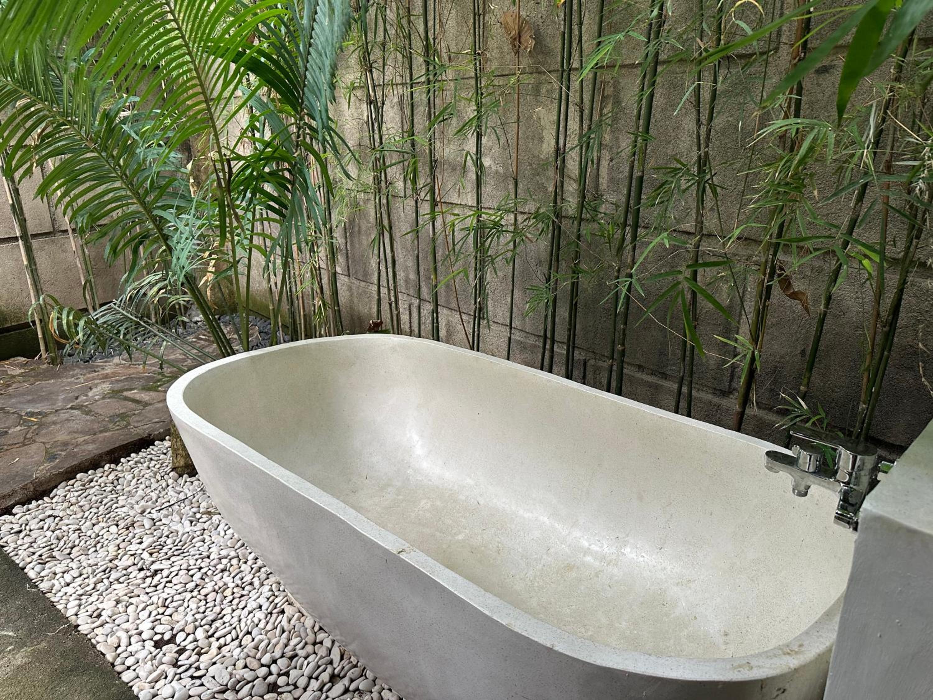 Bungalow with Garden View photo 3
