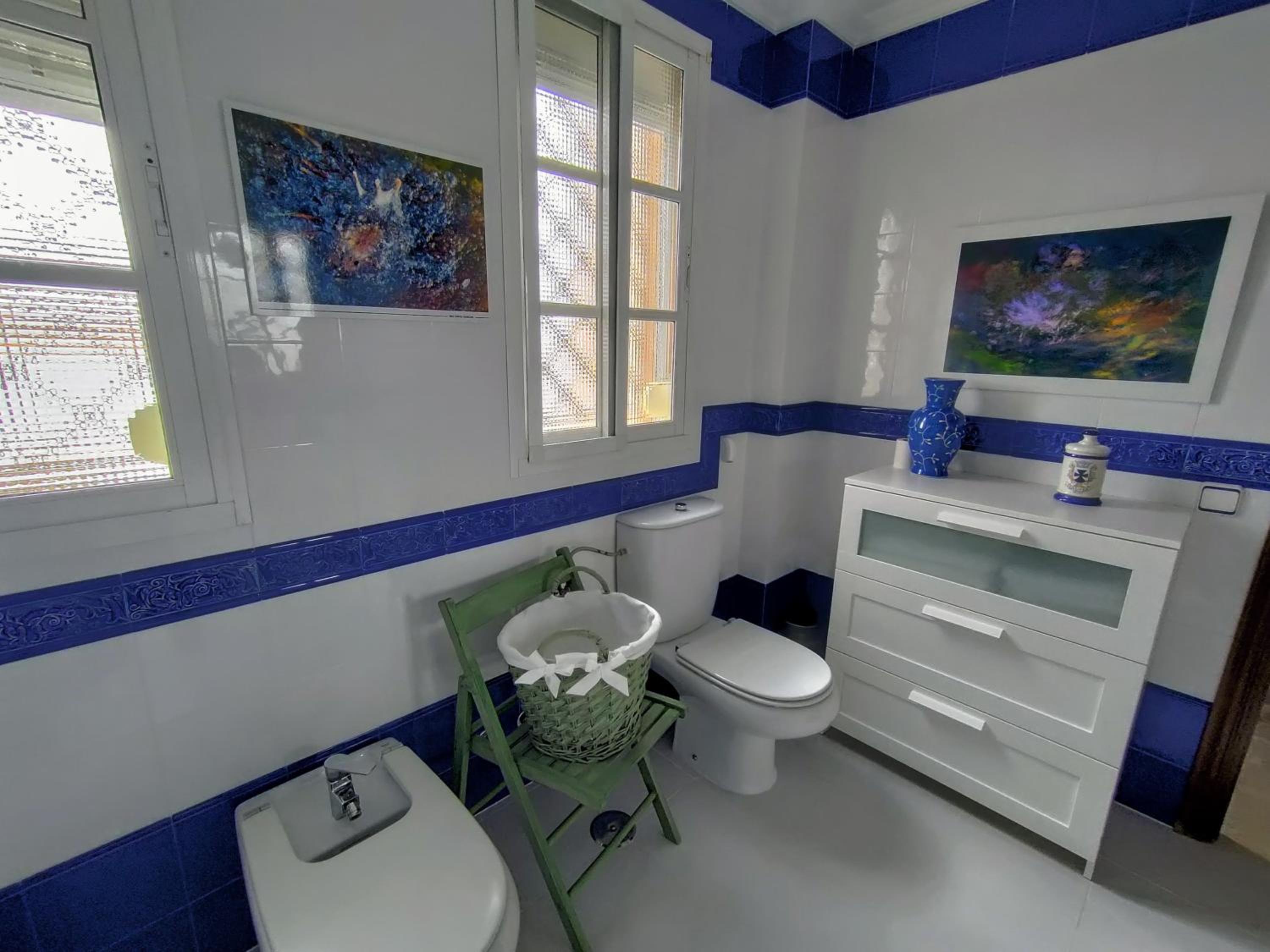 Four-Bedroom House photo 2