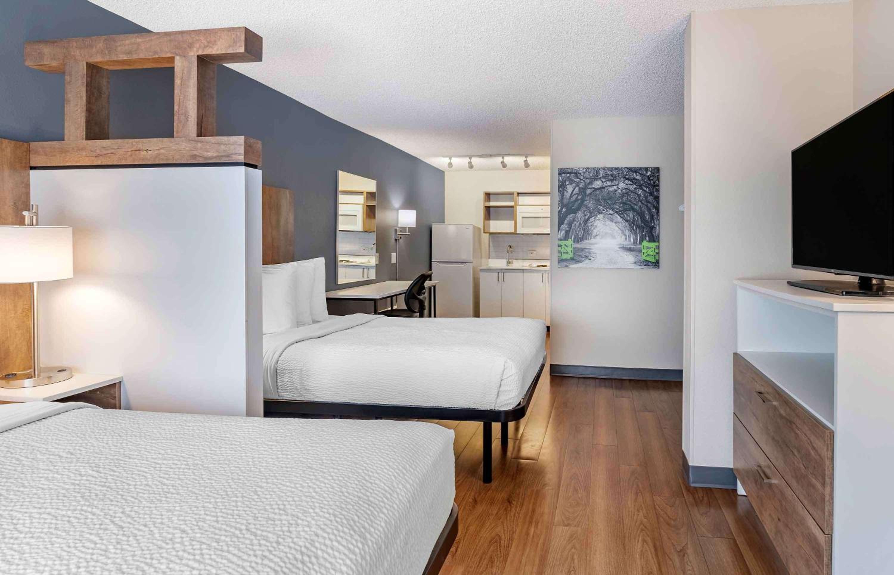 Studio with 2 Double Beds - Non-Smoking - Photo 2