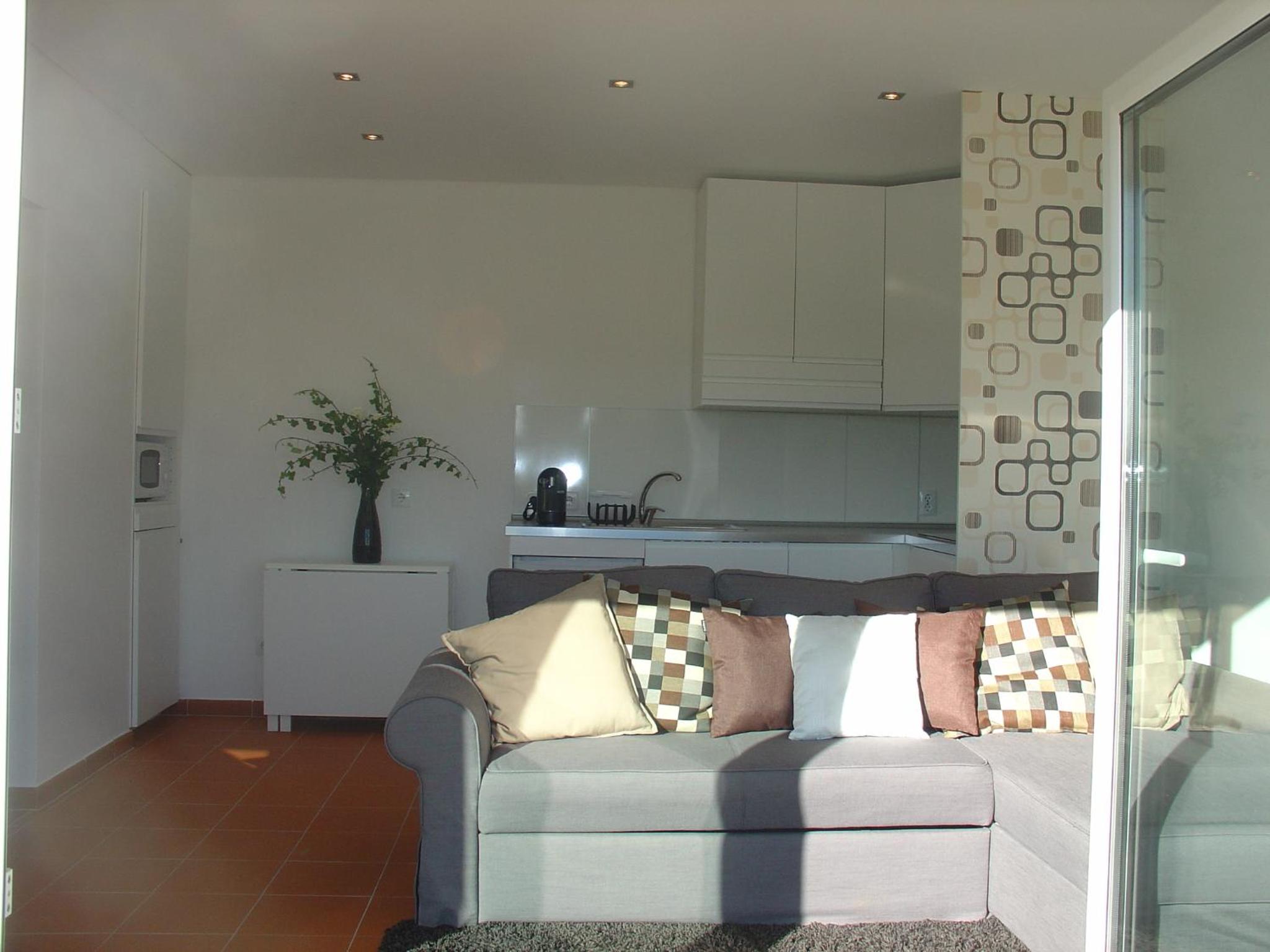 One-Bedroom House photo 1