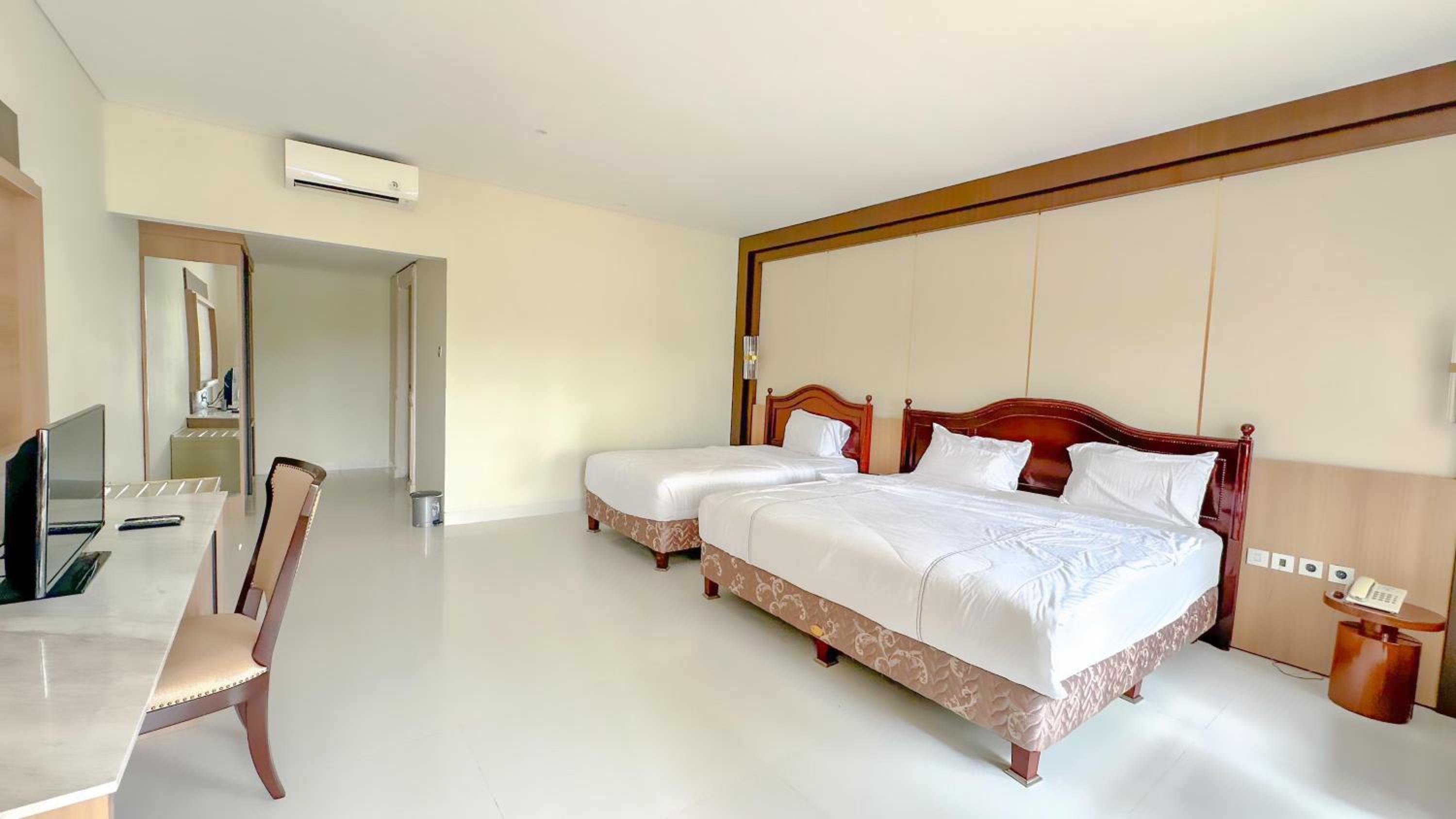 Triple Room with Garden View - Photo 7