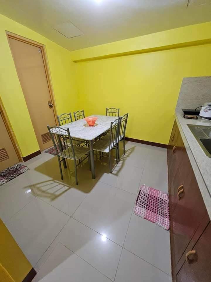 Two-Bedroom Townhouse photo 2