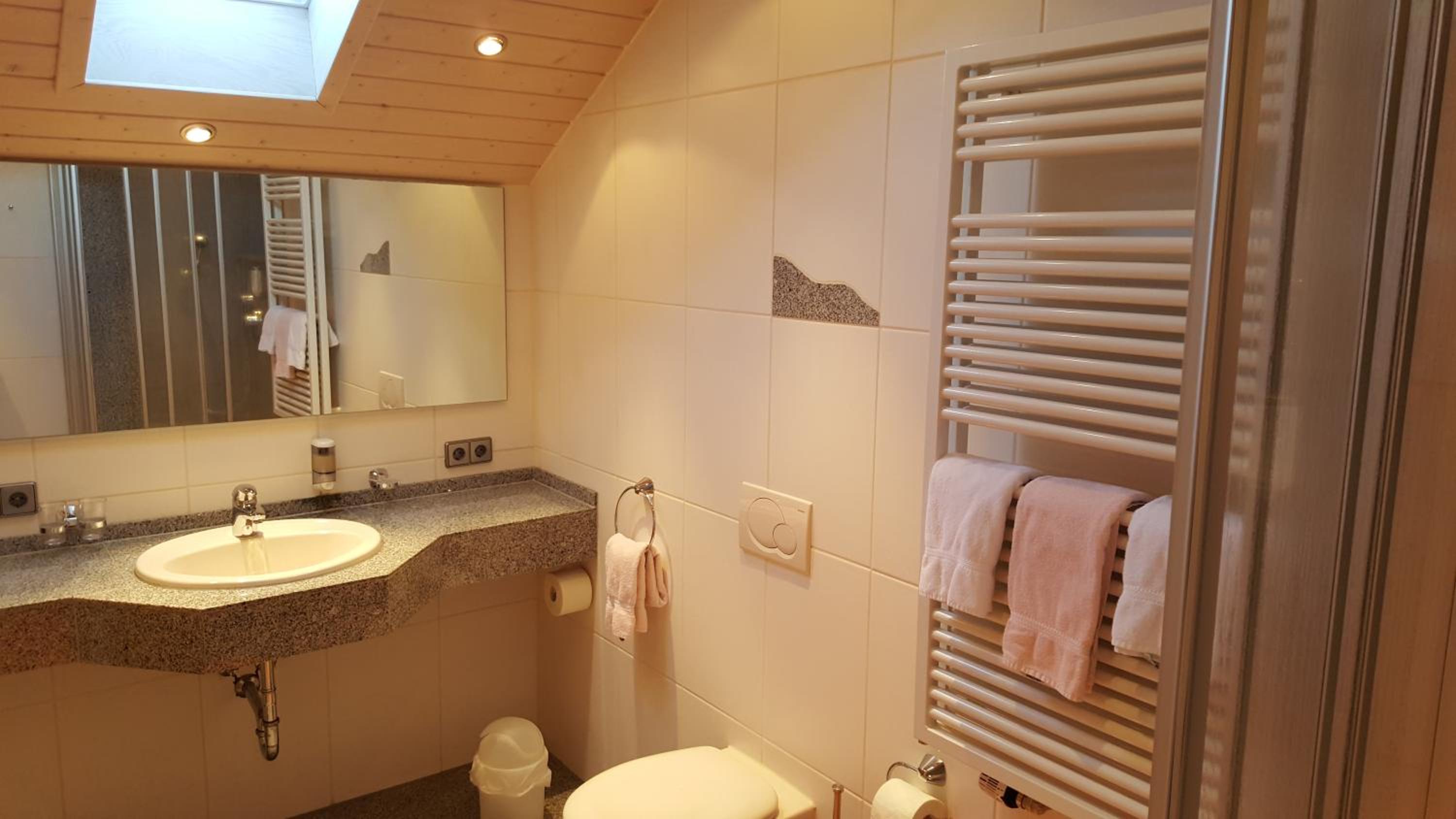 Comfort Double Room - Photo 11
