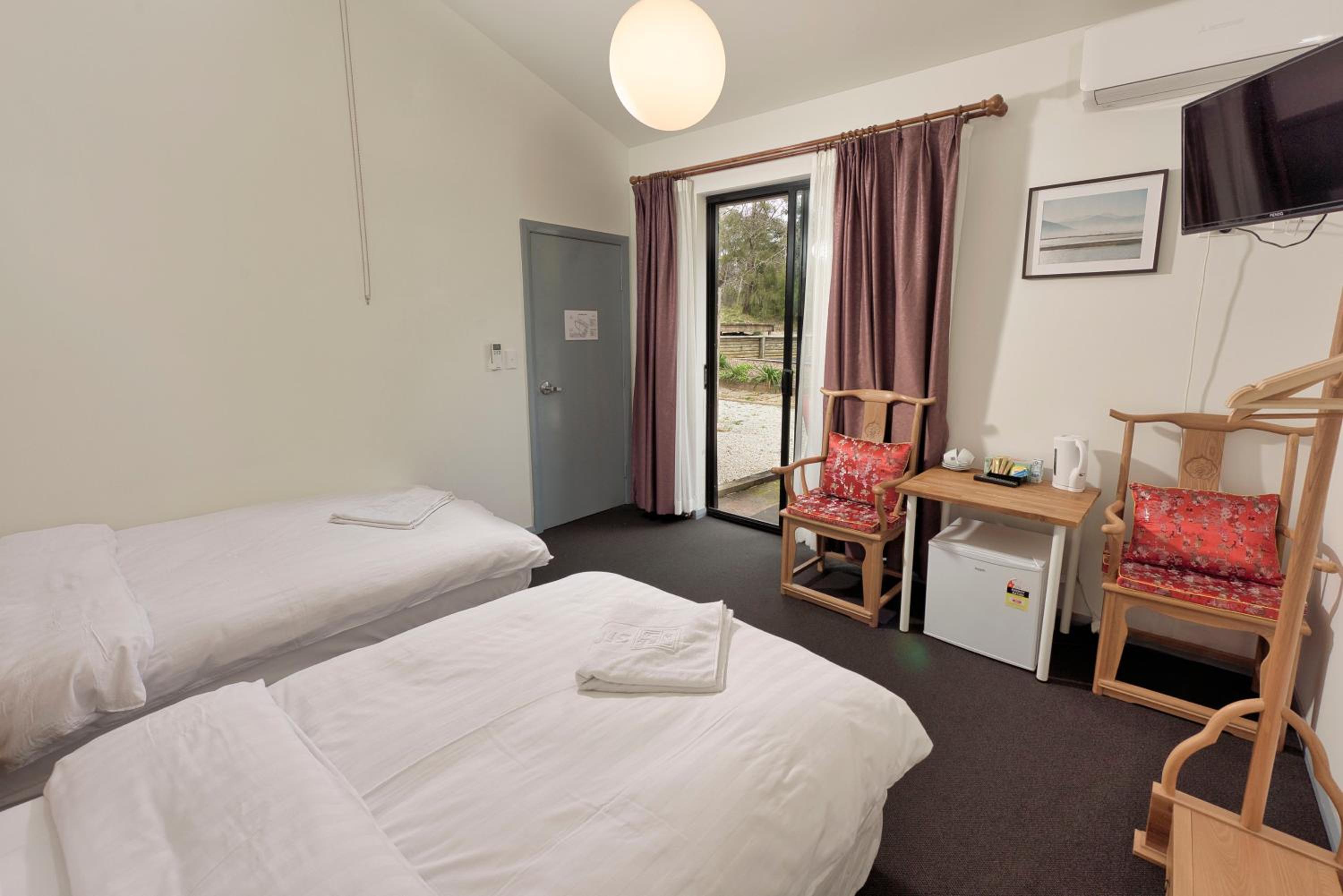 Twin Room with Terrace photo 3