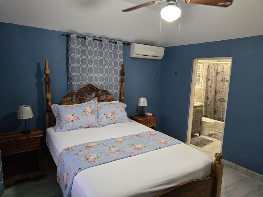 Two-Bedroom House photo 1