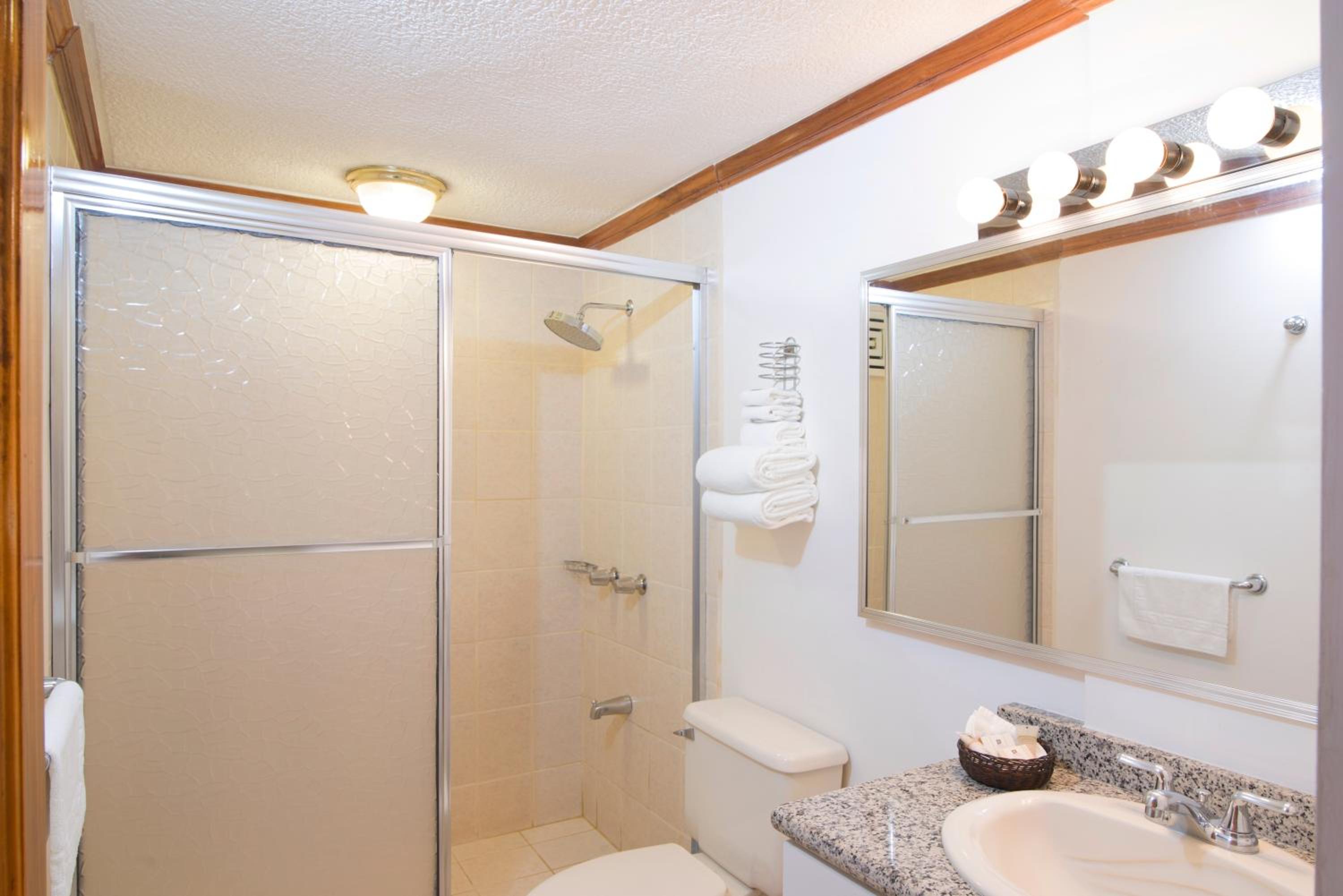 One-Bedroom Apartment (2 Adults)