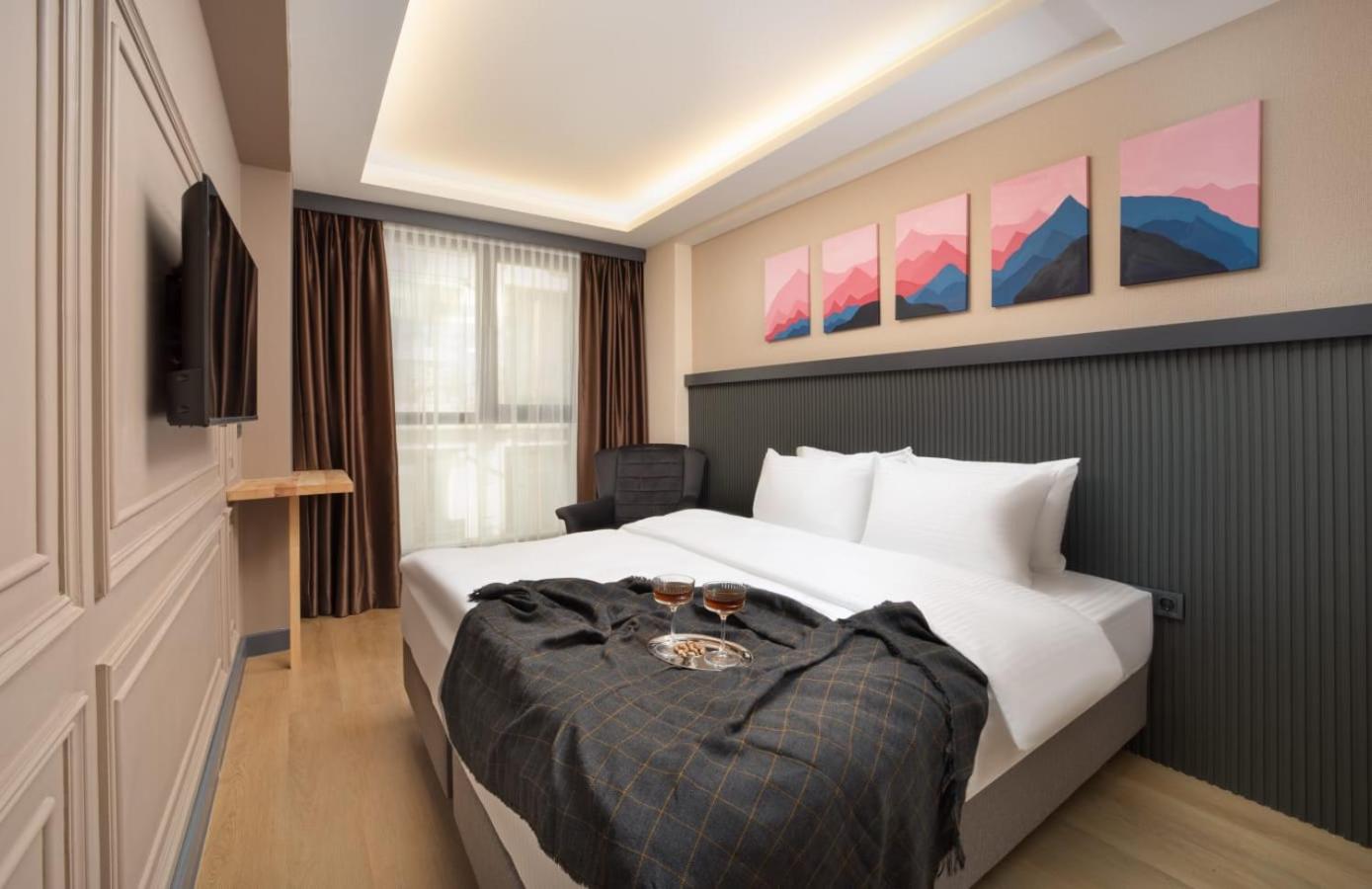 King Suite photo 1