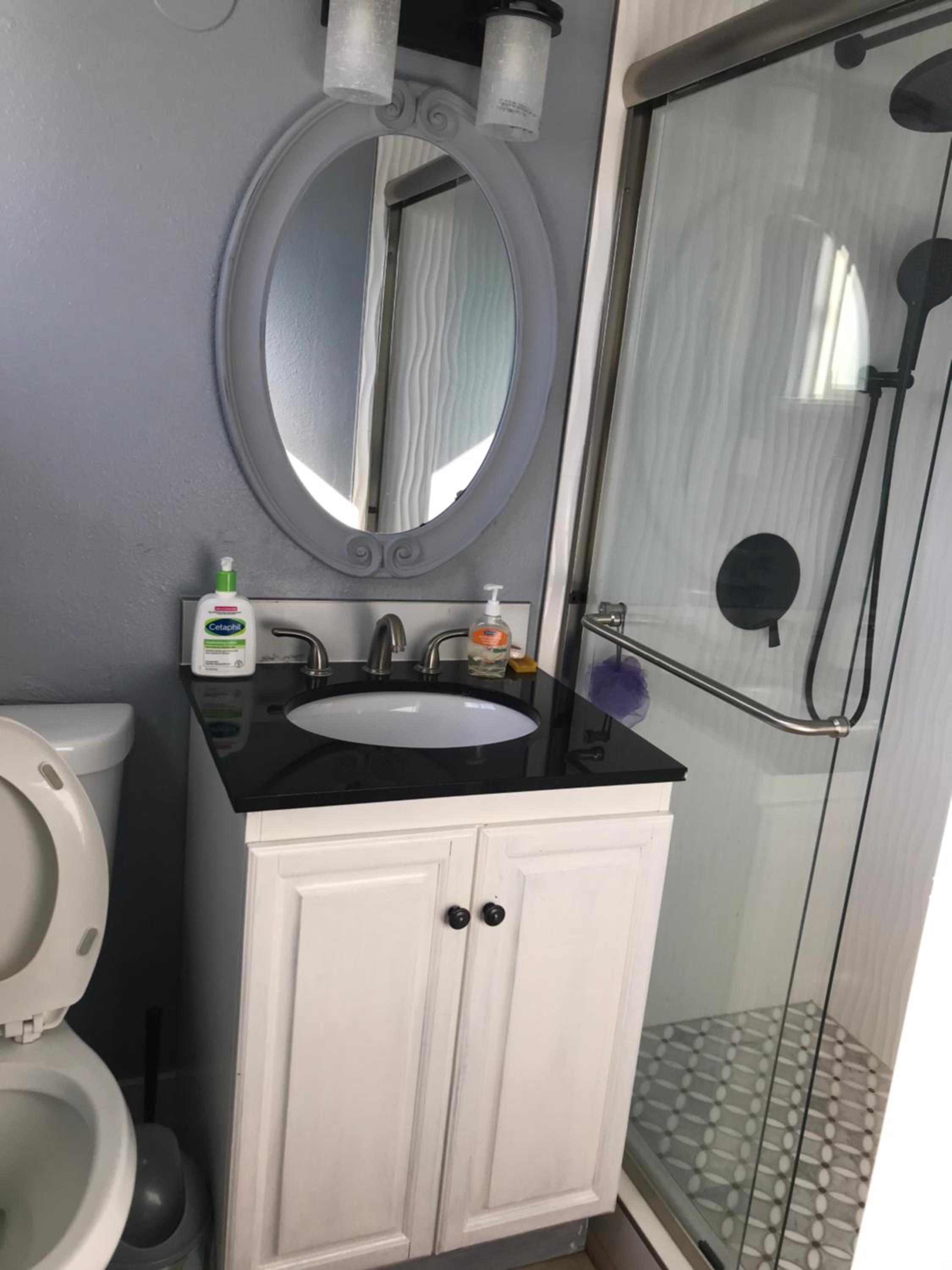 Double Room with Private Bathroom photo 2