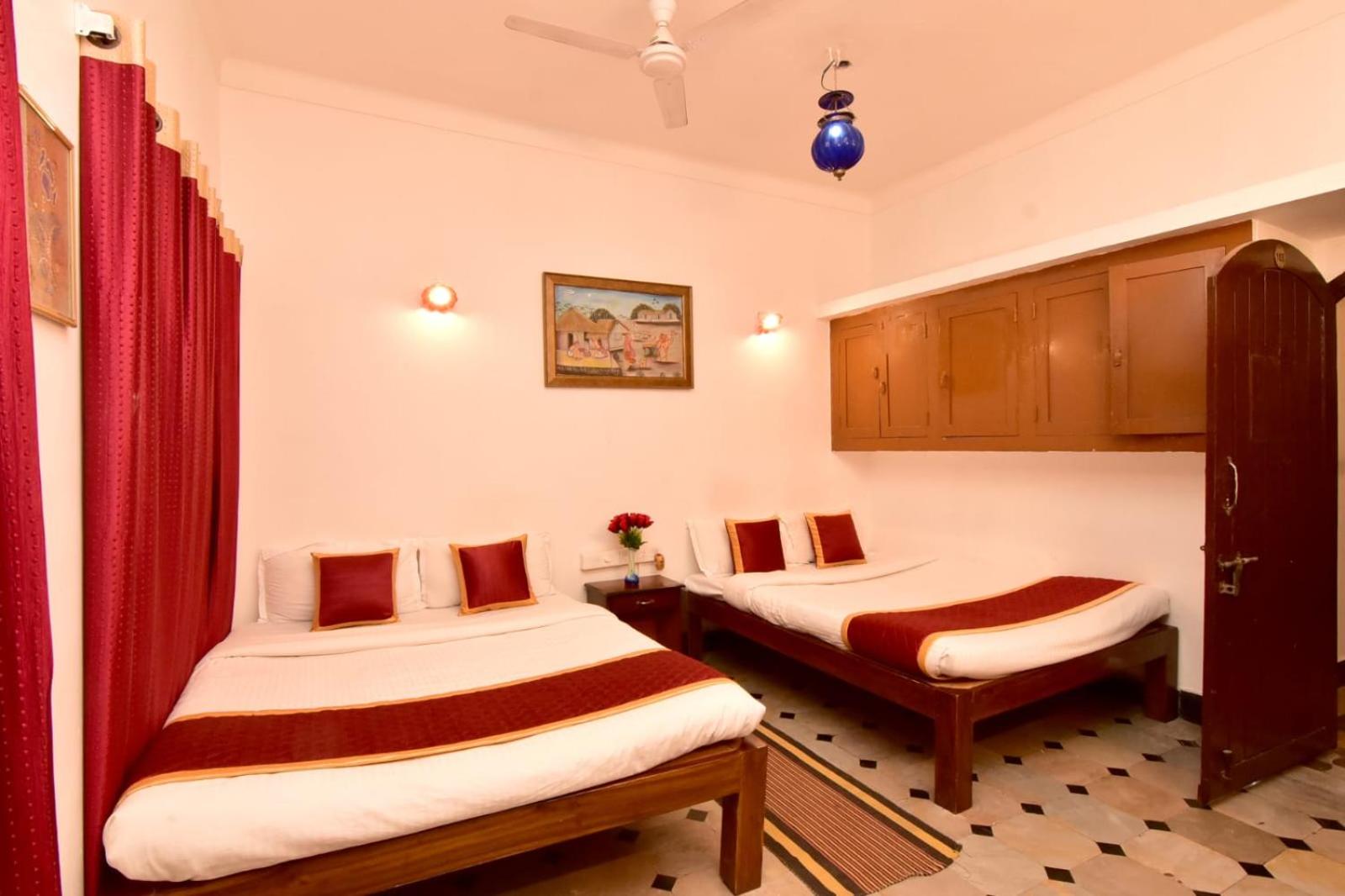 Deluxe Family Room - Photo 5