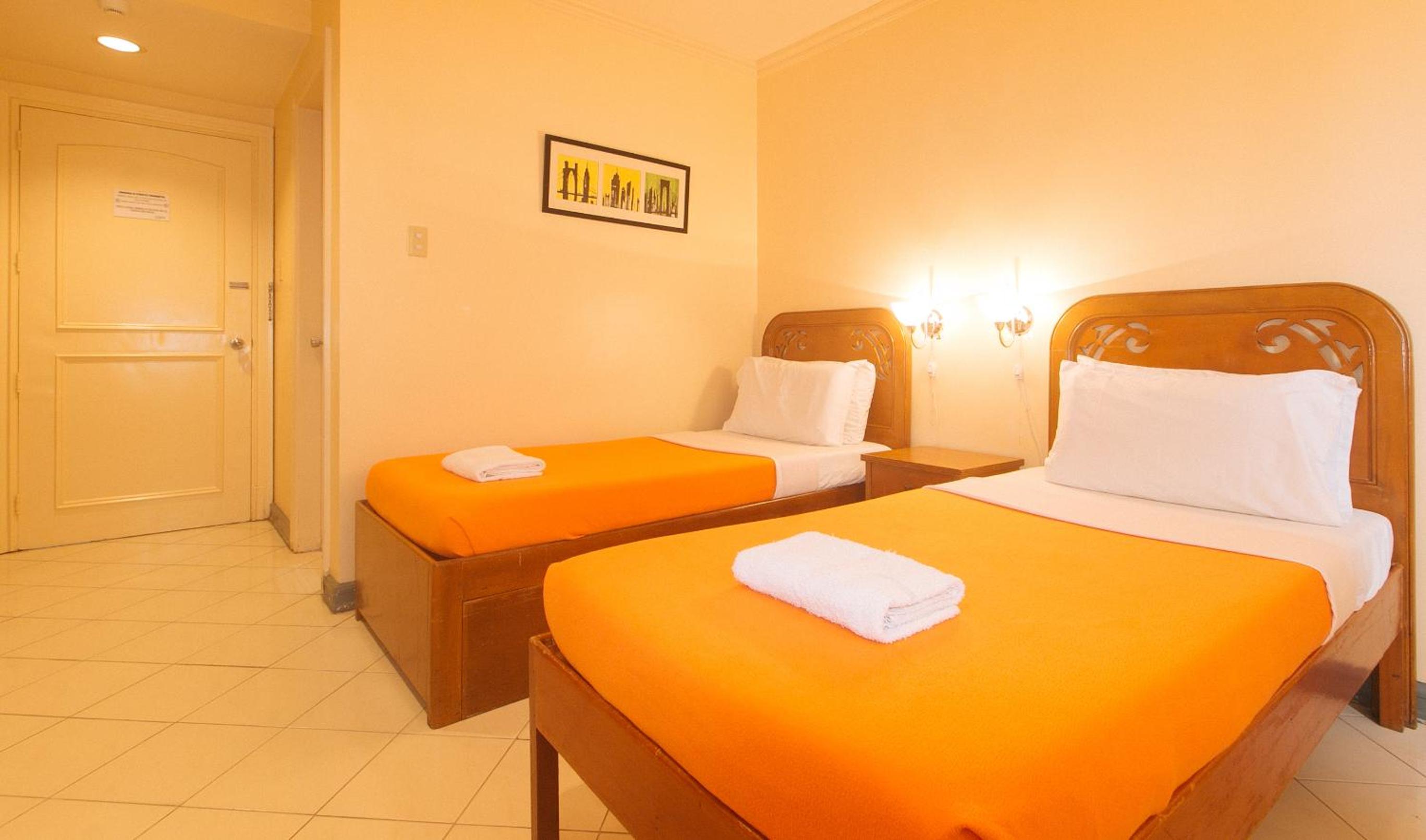 Standard Double Room - Photo 5