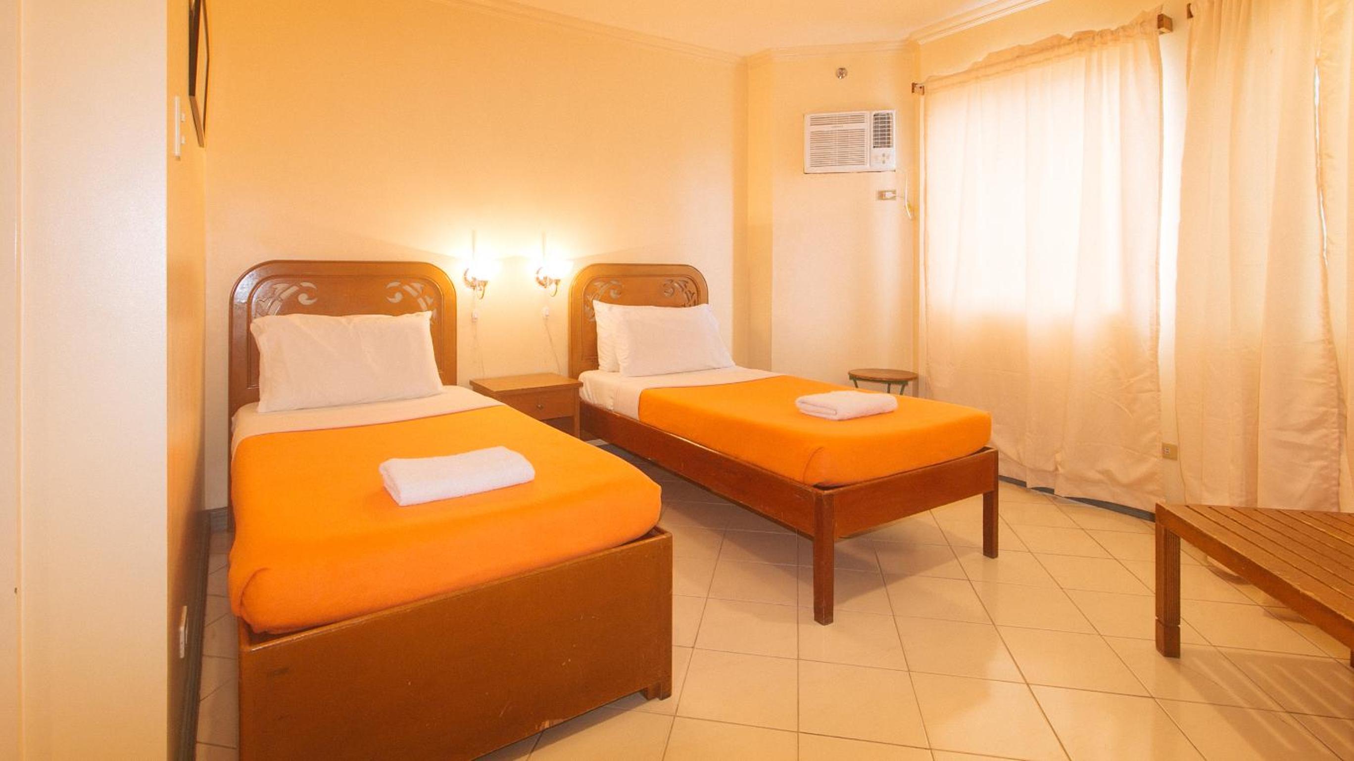 Standard Double Room - Photo 6