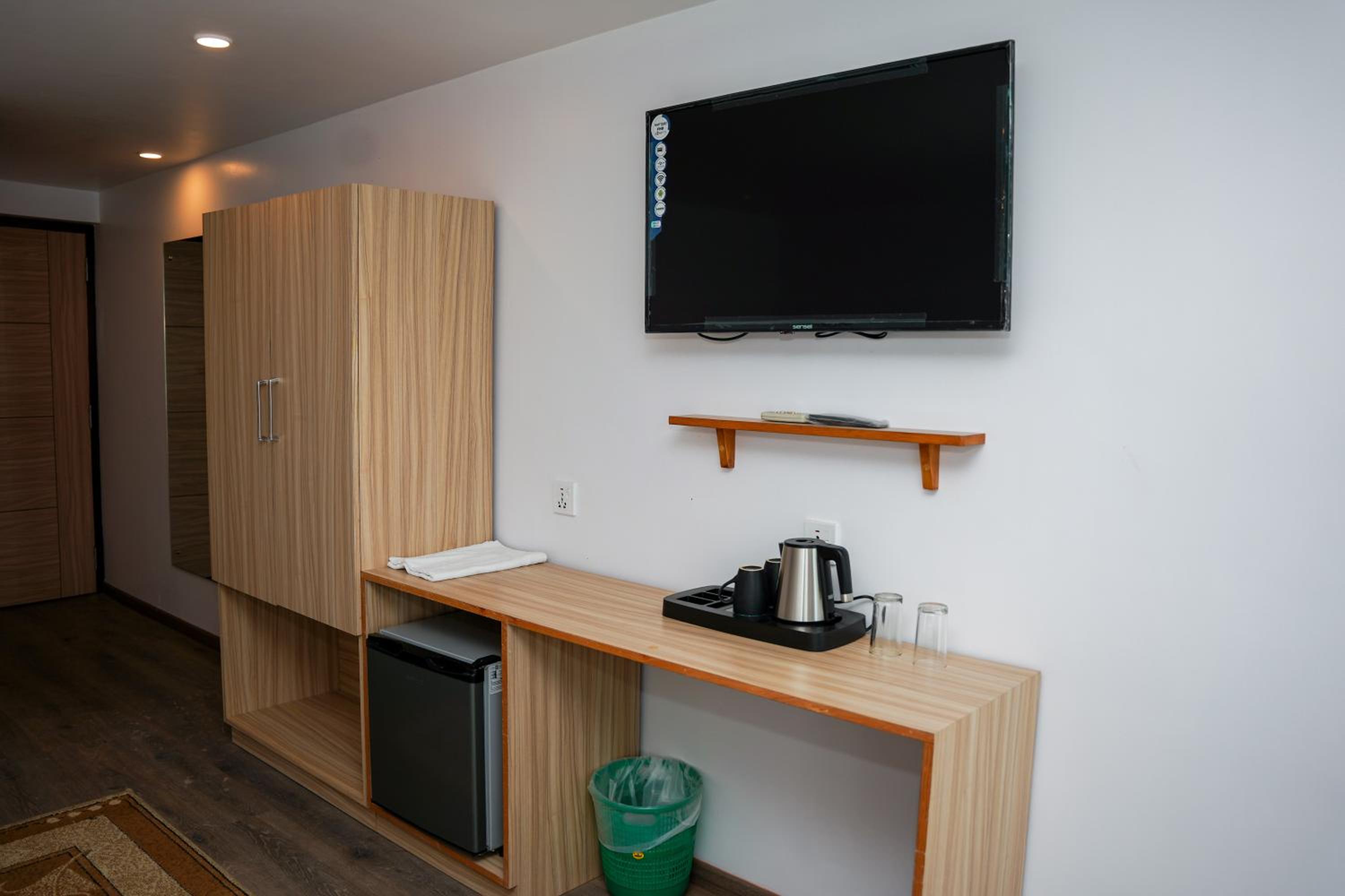Deluxe Twin Room - Photo 8
