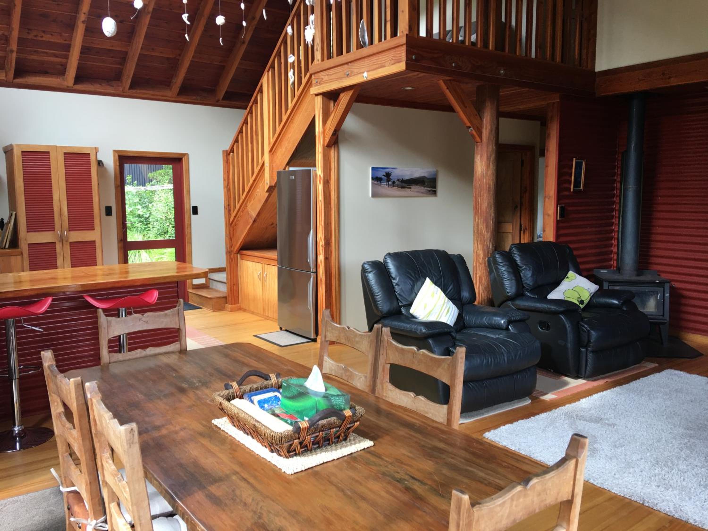 Three-Bedroom House photo 3