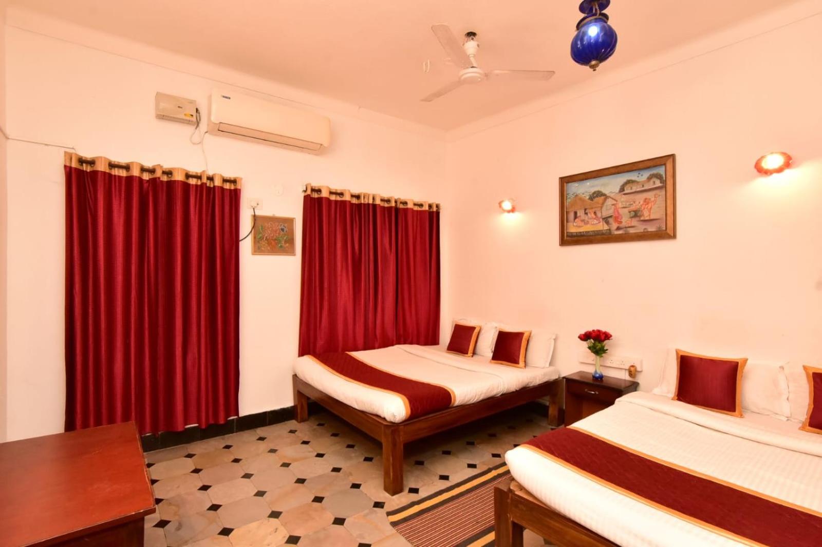 Deluxe Family Room - Photo 4