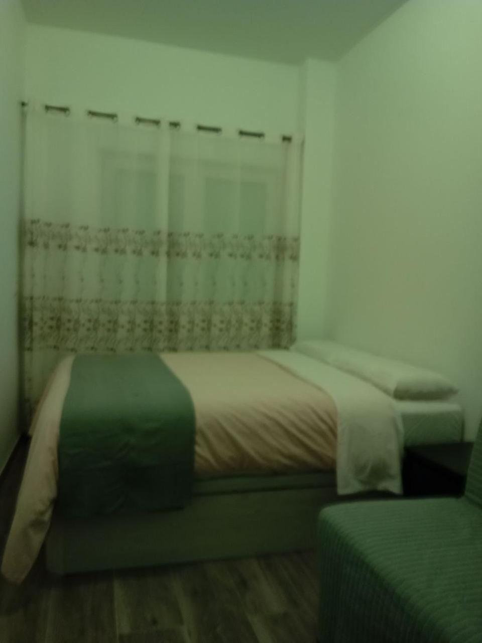 Habitación Triple con Baño Privado