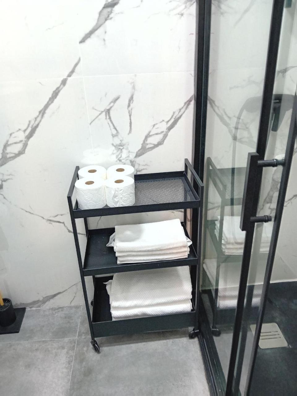 Triple Room with Private Bathroom photo 3