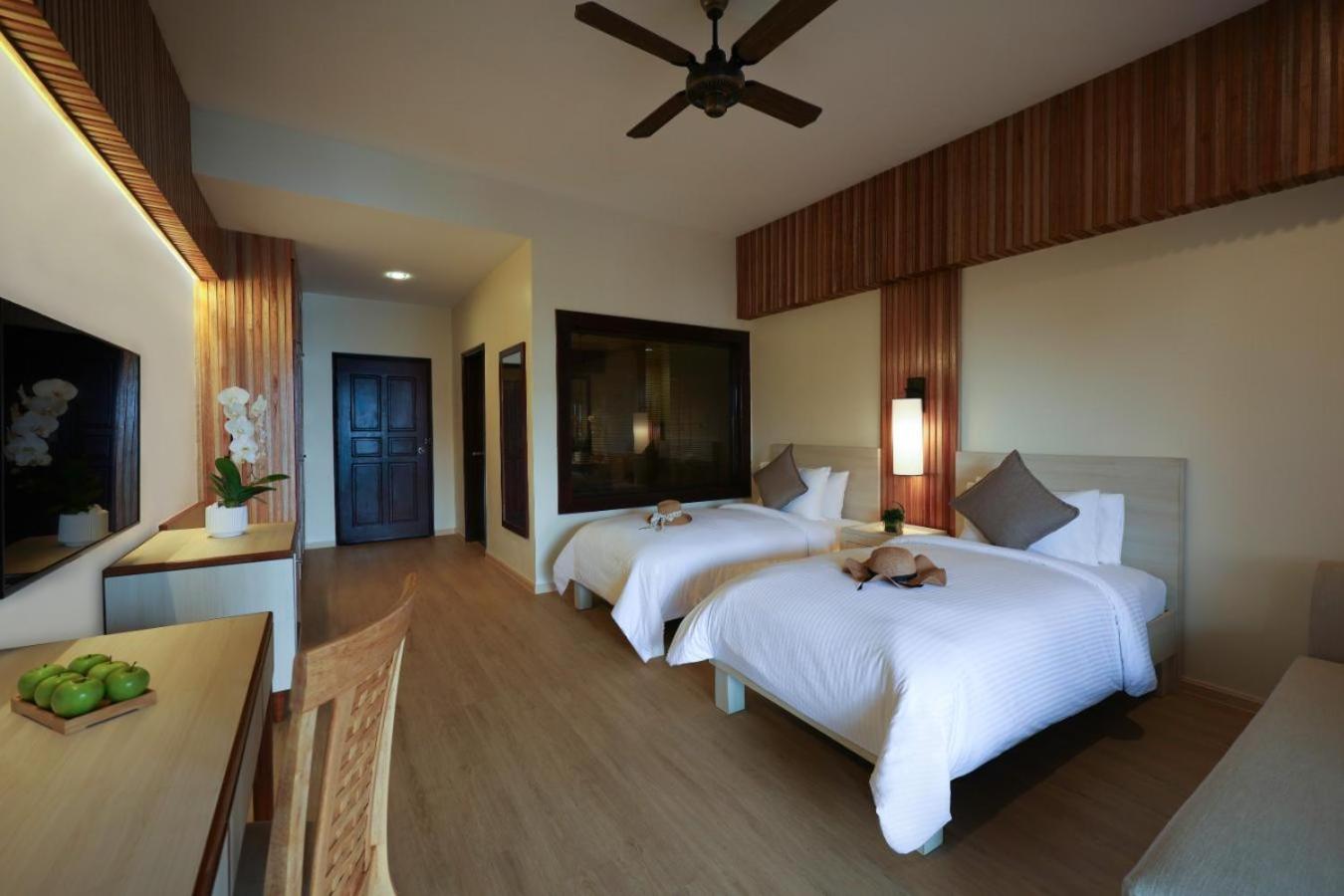 Premier Seaview Chalet - Photo 19