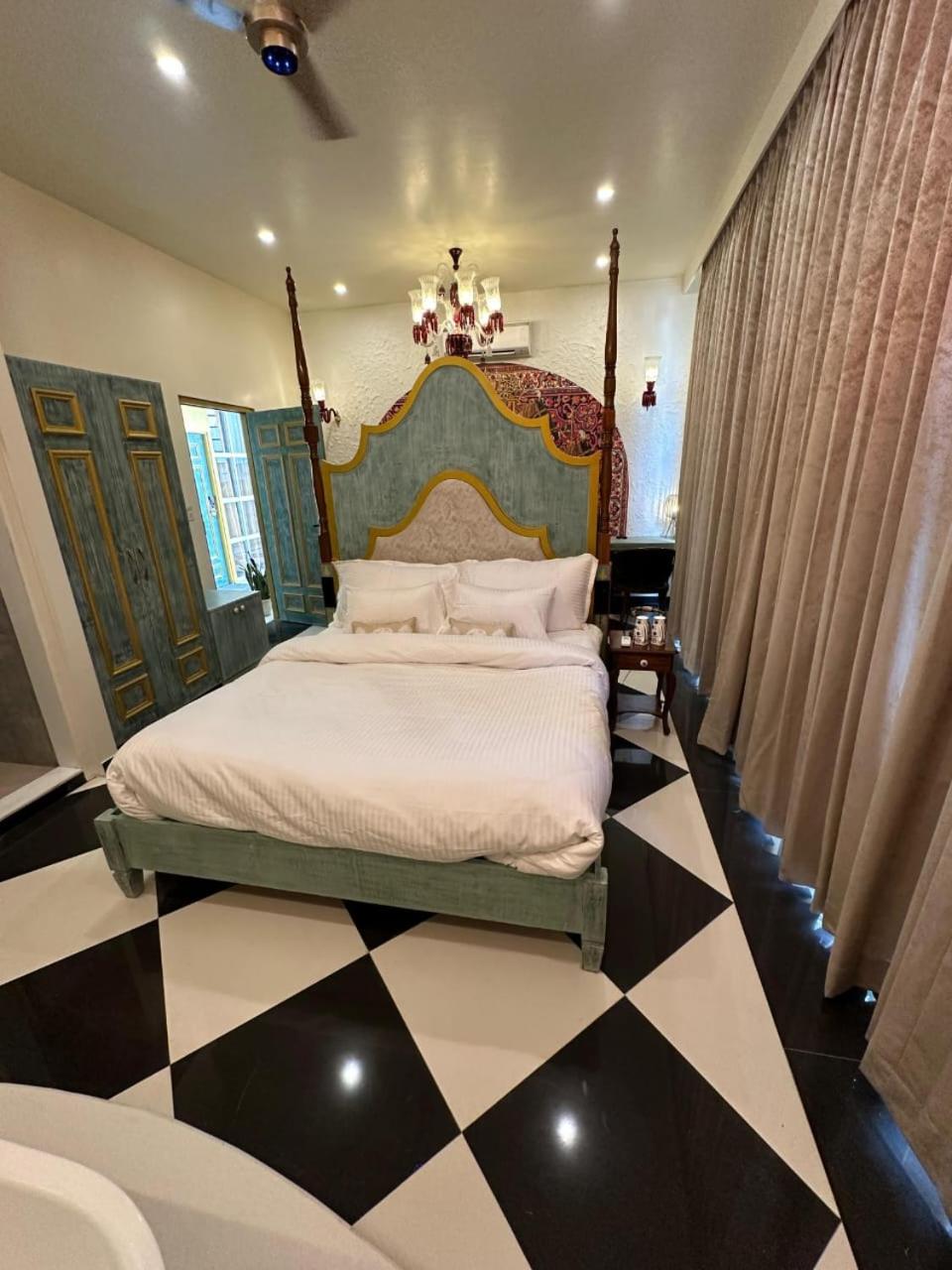 Artistic Suite Room photo 2