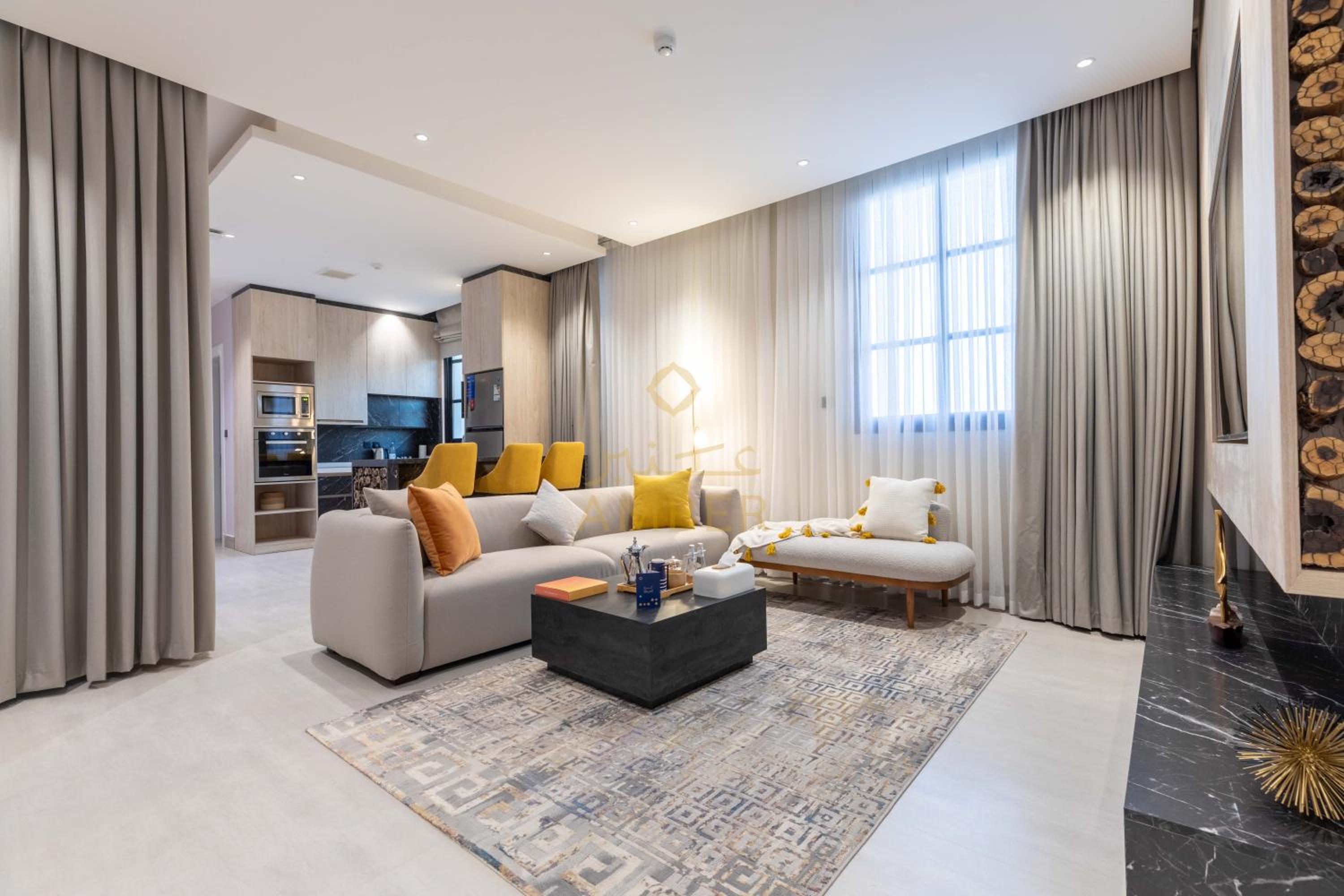 Three-Bedroom Deluxe Apartment