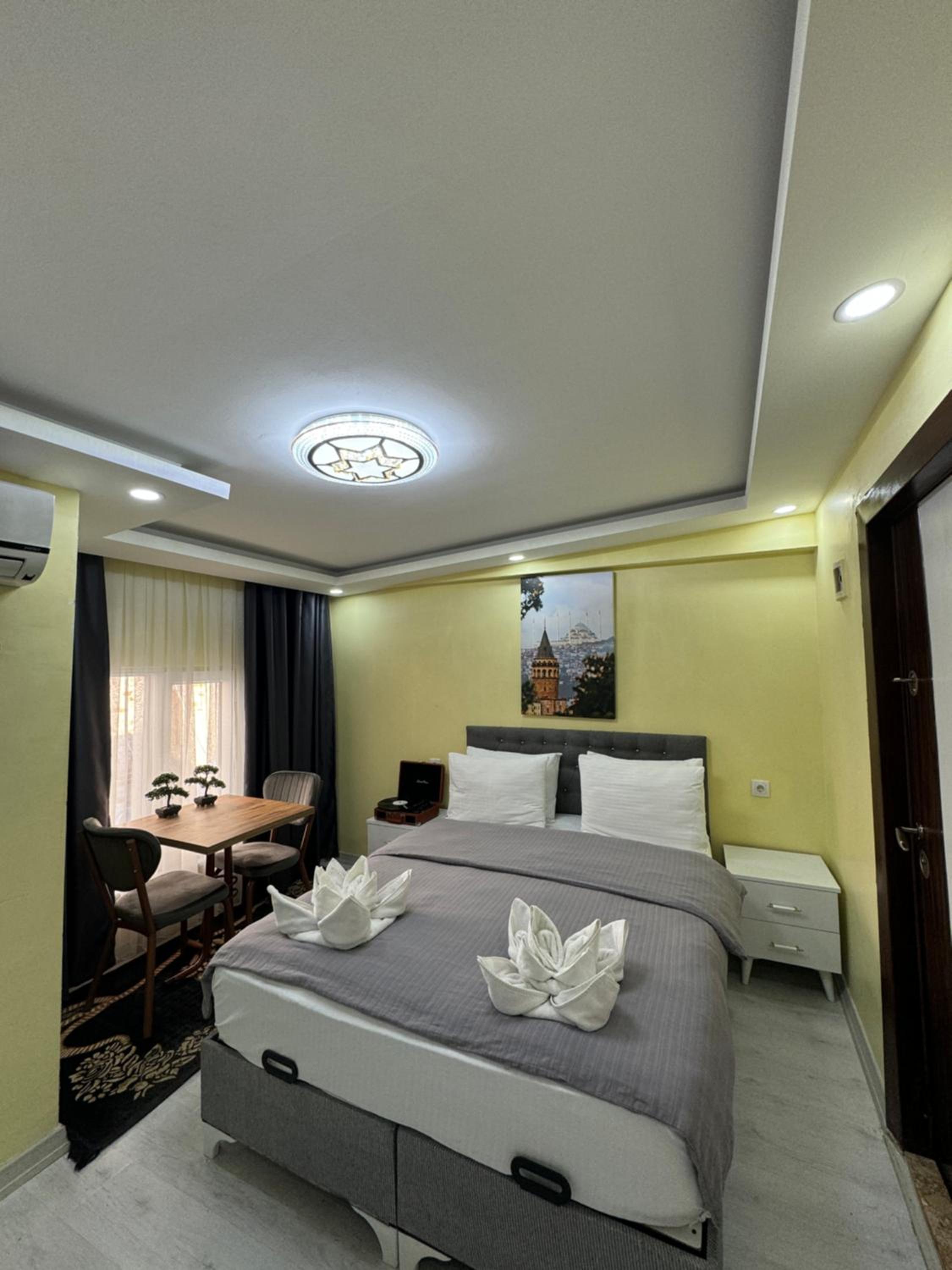 Budget Double Room photo 1