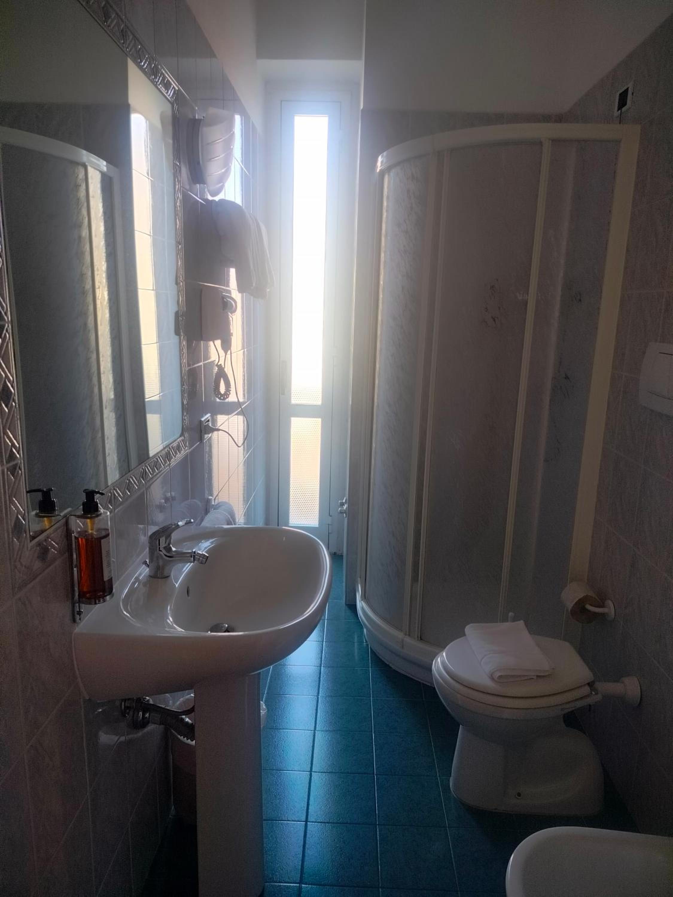 Quadruple Room photo 2
